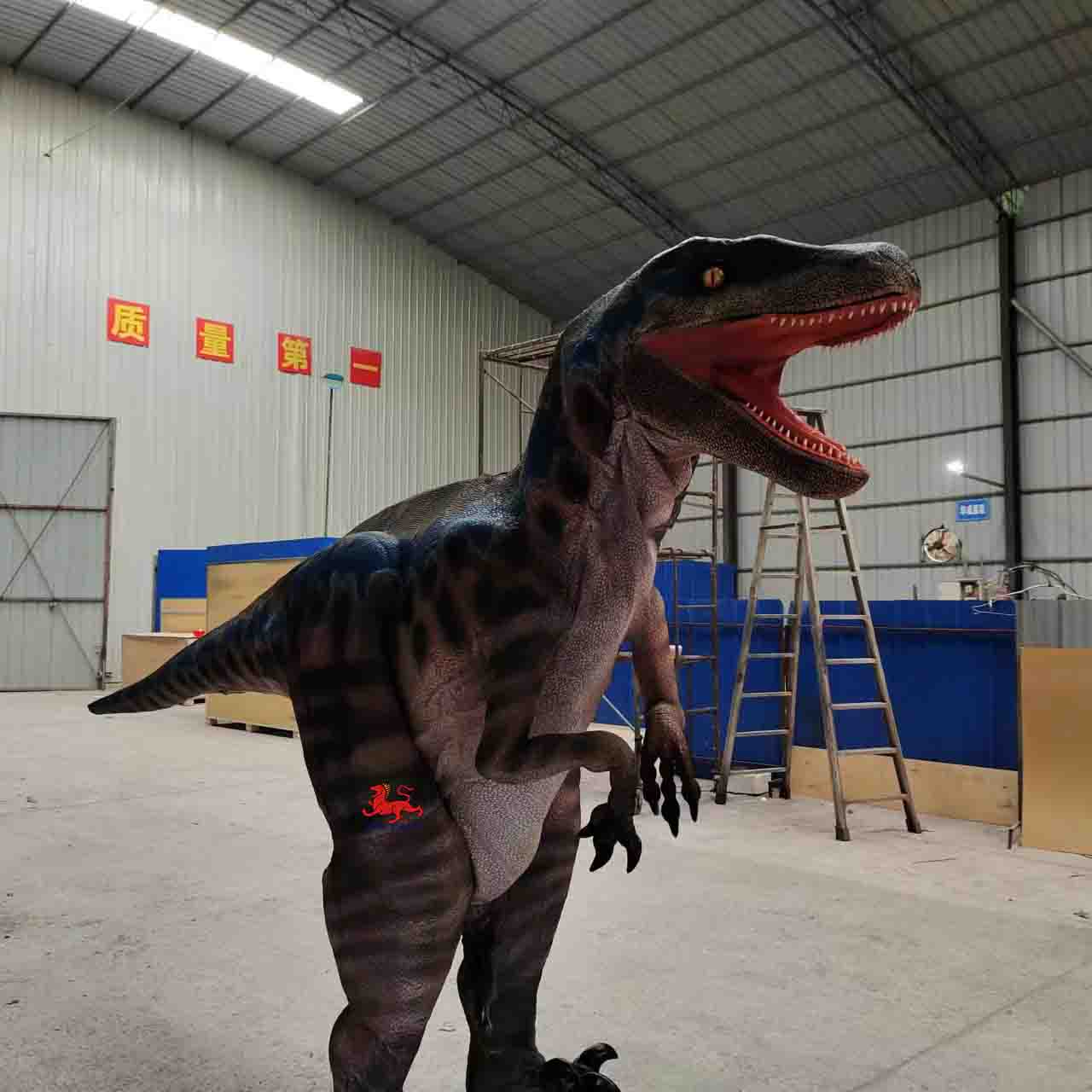 Realistic Animatronic Raptor Dinosaur Costume with Plastic & PC Materials for Outdoor Garden Events & Shows