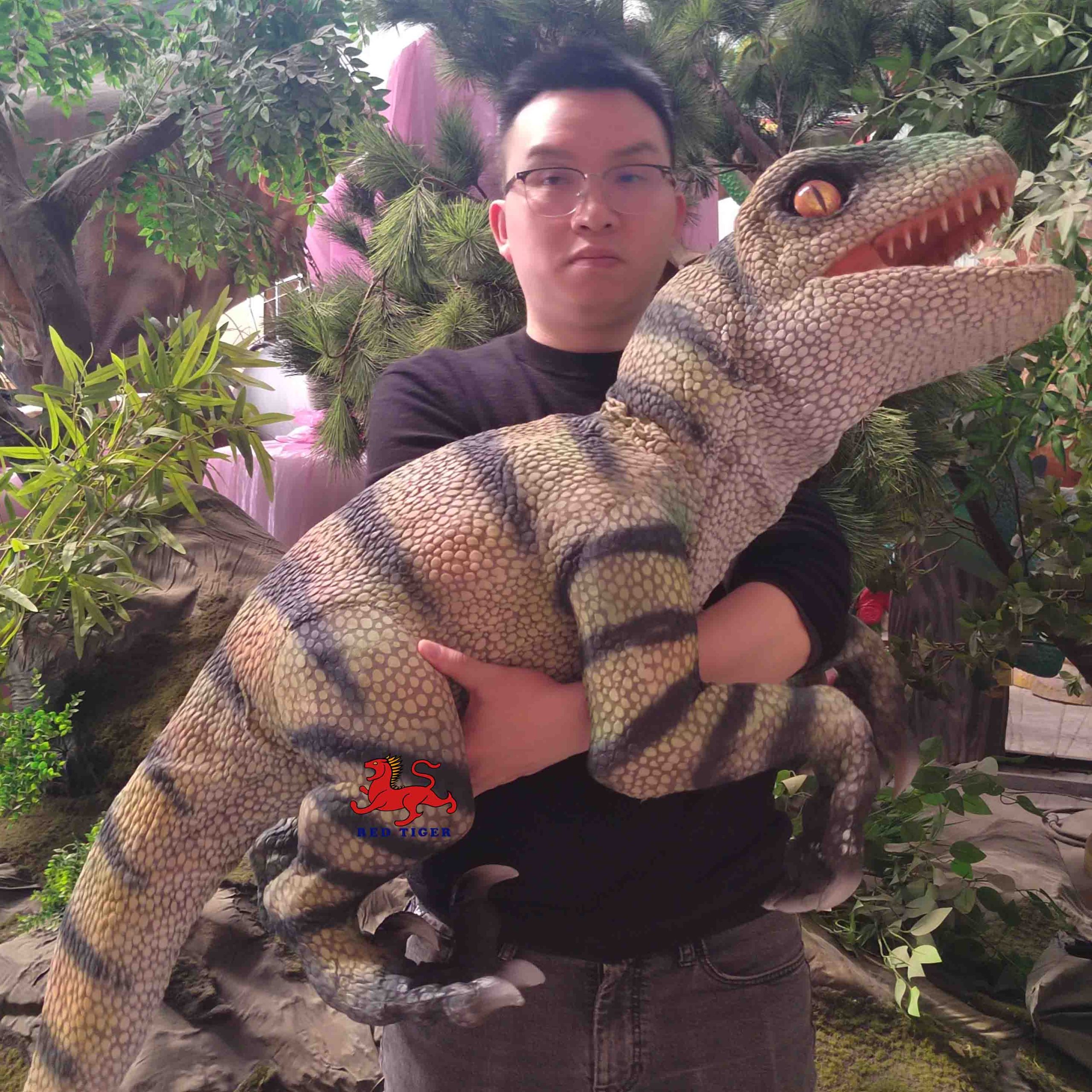 Amusement Park Products Robotic Animatronics Baby Realistic raptor Robot Dinosaur Puppet for Sale