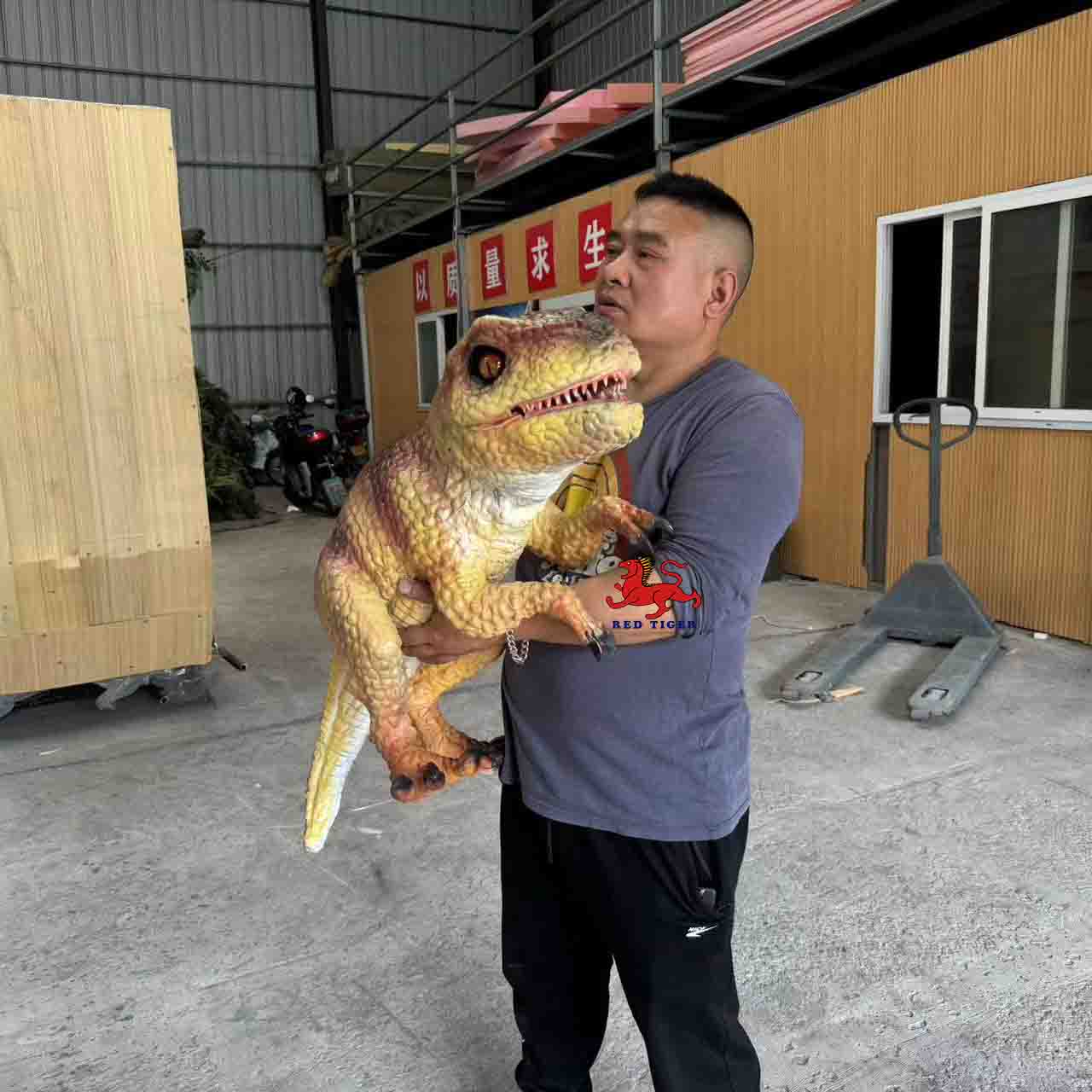 Small Animatronic Dinosaurs Hand Puppet Realistic Hand Baby Puppet