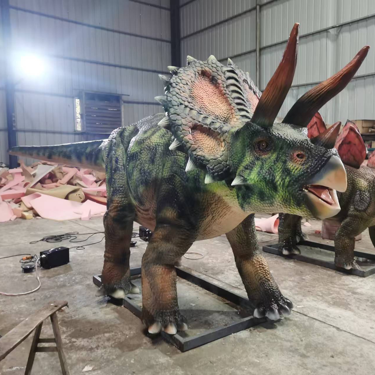Life Size High Quality Realistic Animatronic Triceratops Dinosaur Model