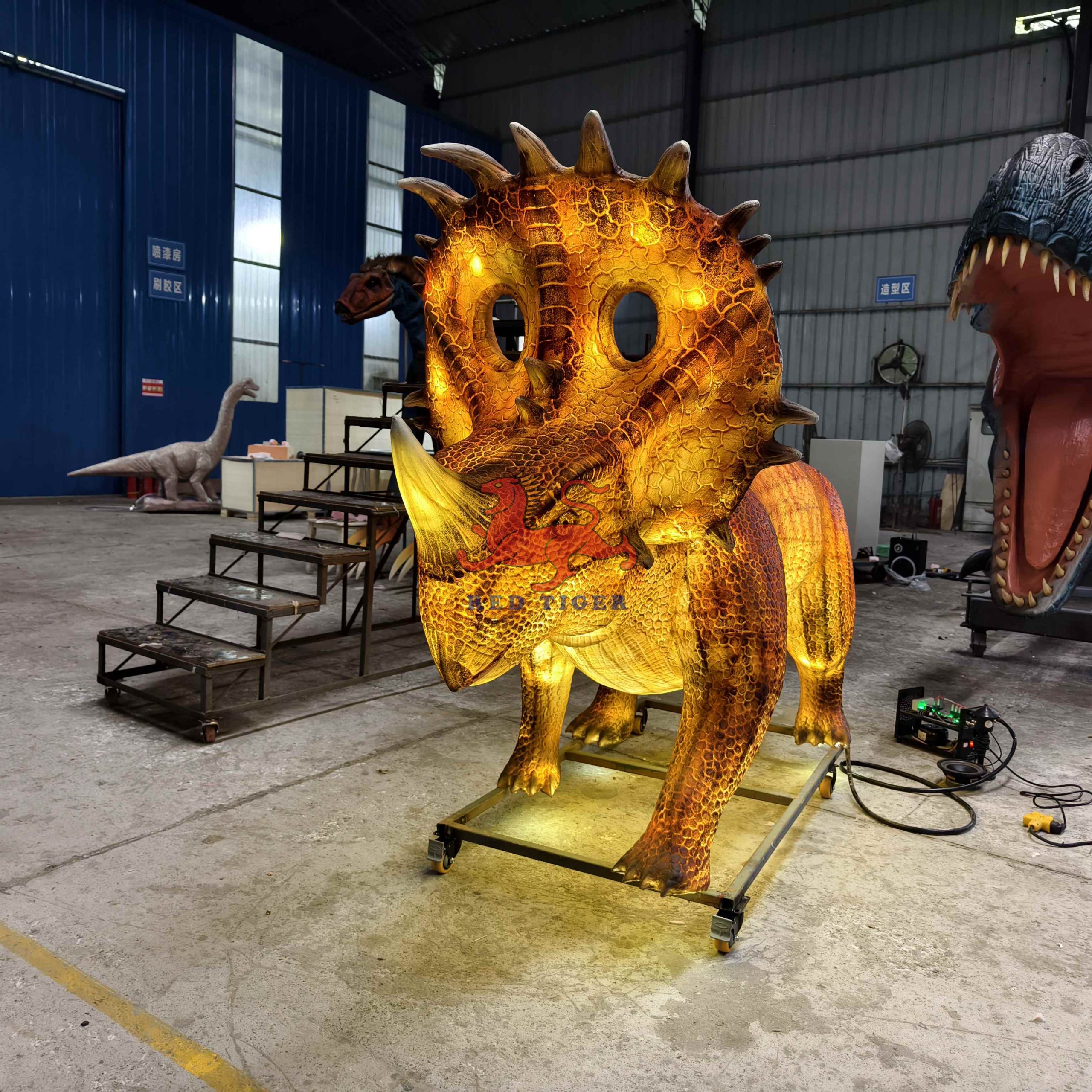 Theme Park High Quality Realistic Animatronic Glowing Lantern Dinosaur Sinoceratops
