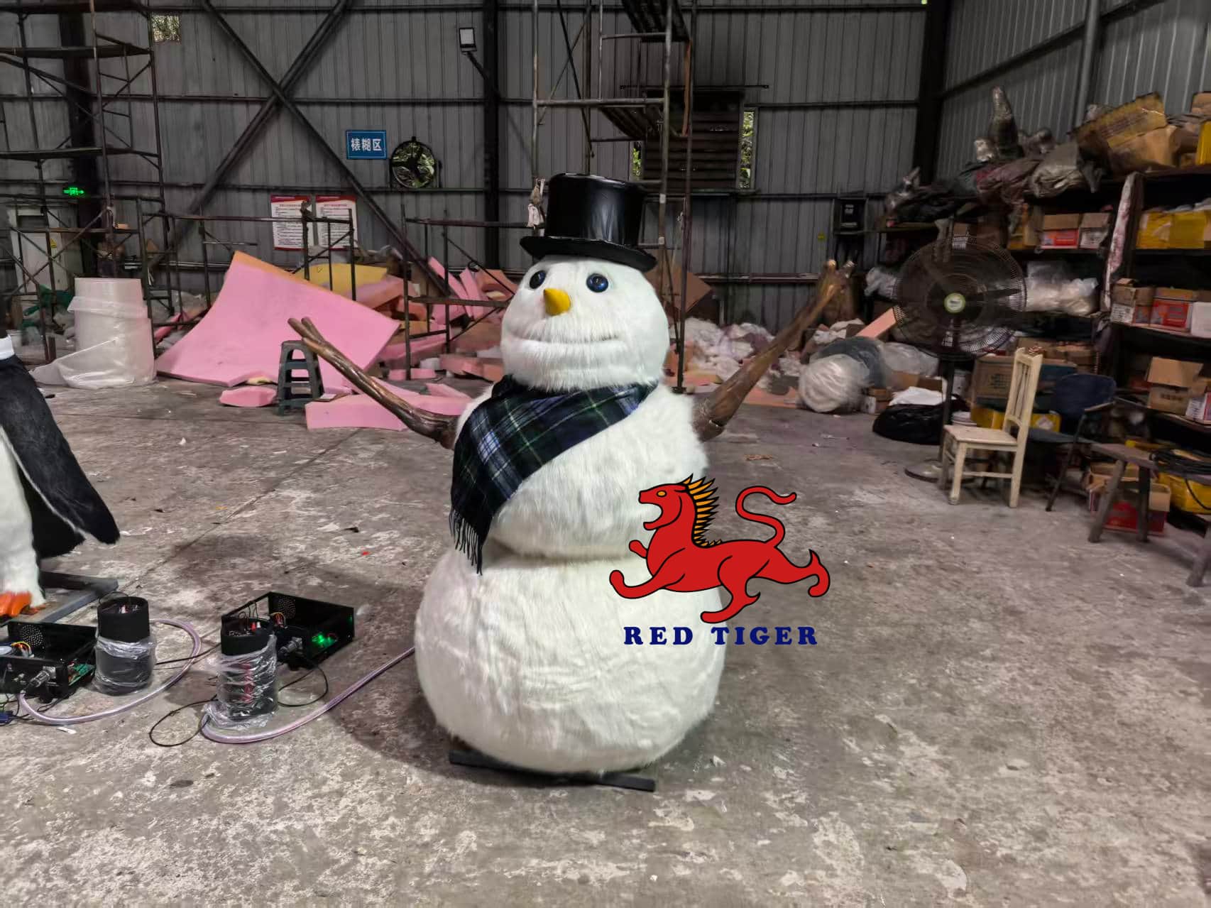 Realistic Automatic Singing Snowman Animatronic Christmas Display for Shopping Mall Holiday Decoration