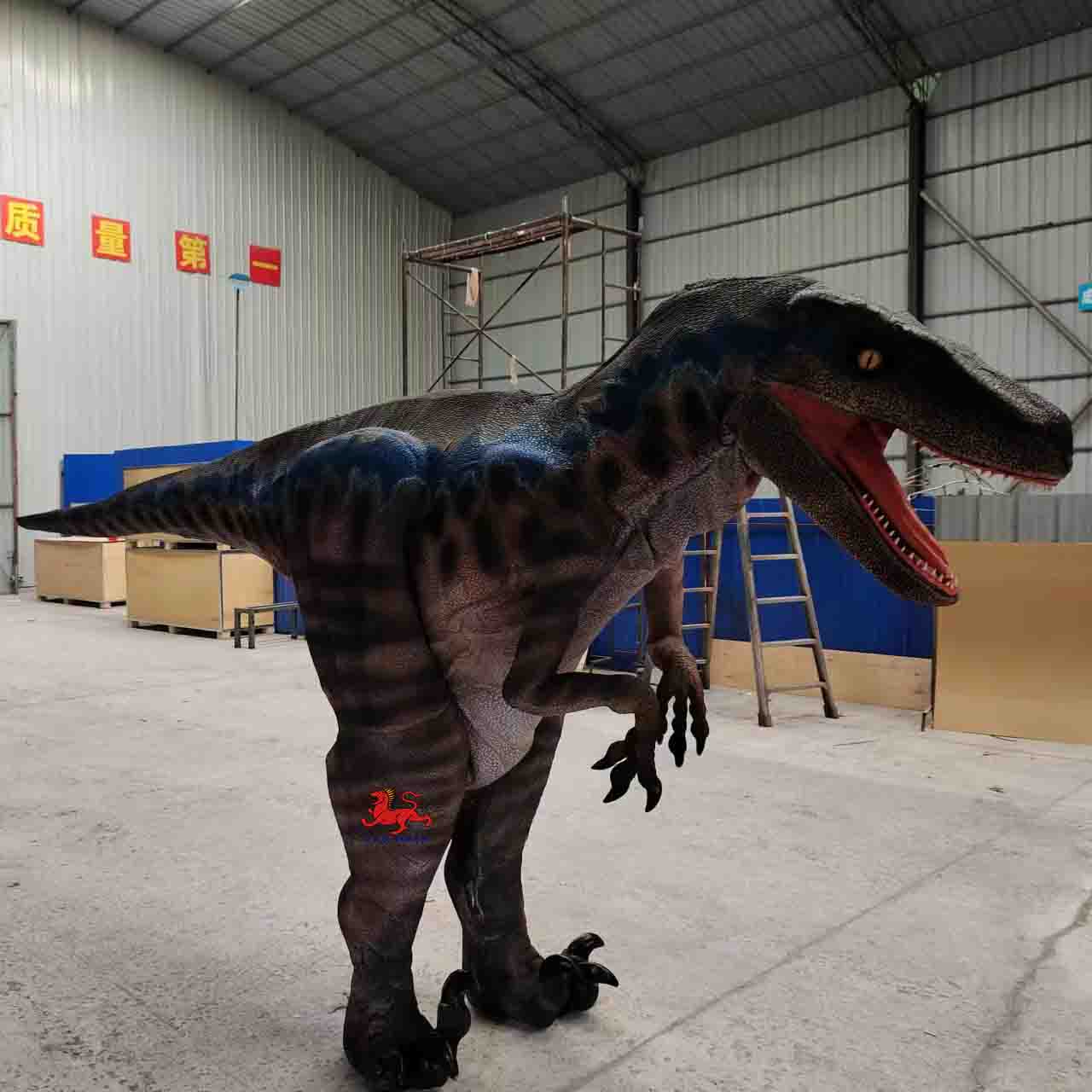 Realistic Animatronic Raptor Dinosaur Costume with Plastic & PC Materials for Outdoor Garden Events & Shows