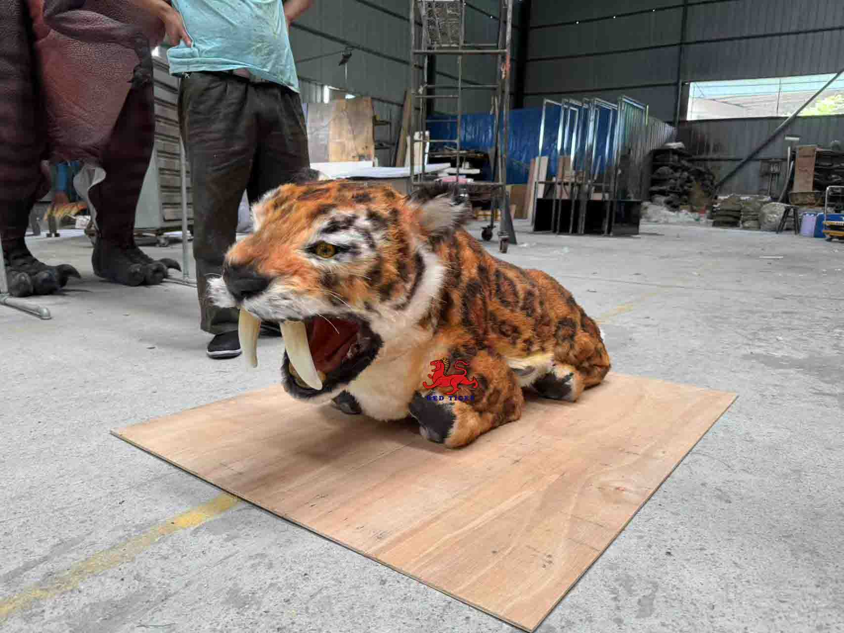 New Realistic Animatronic Remote Control Walking Robot Animal Tiger Robot Dog