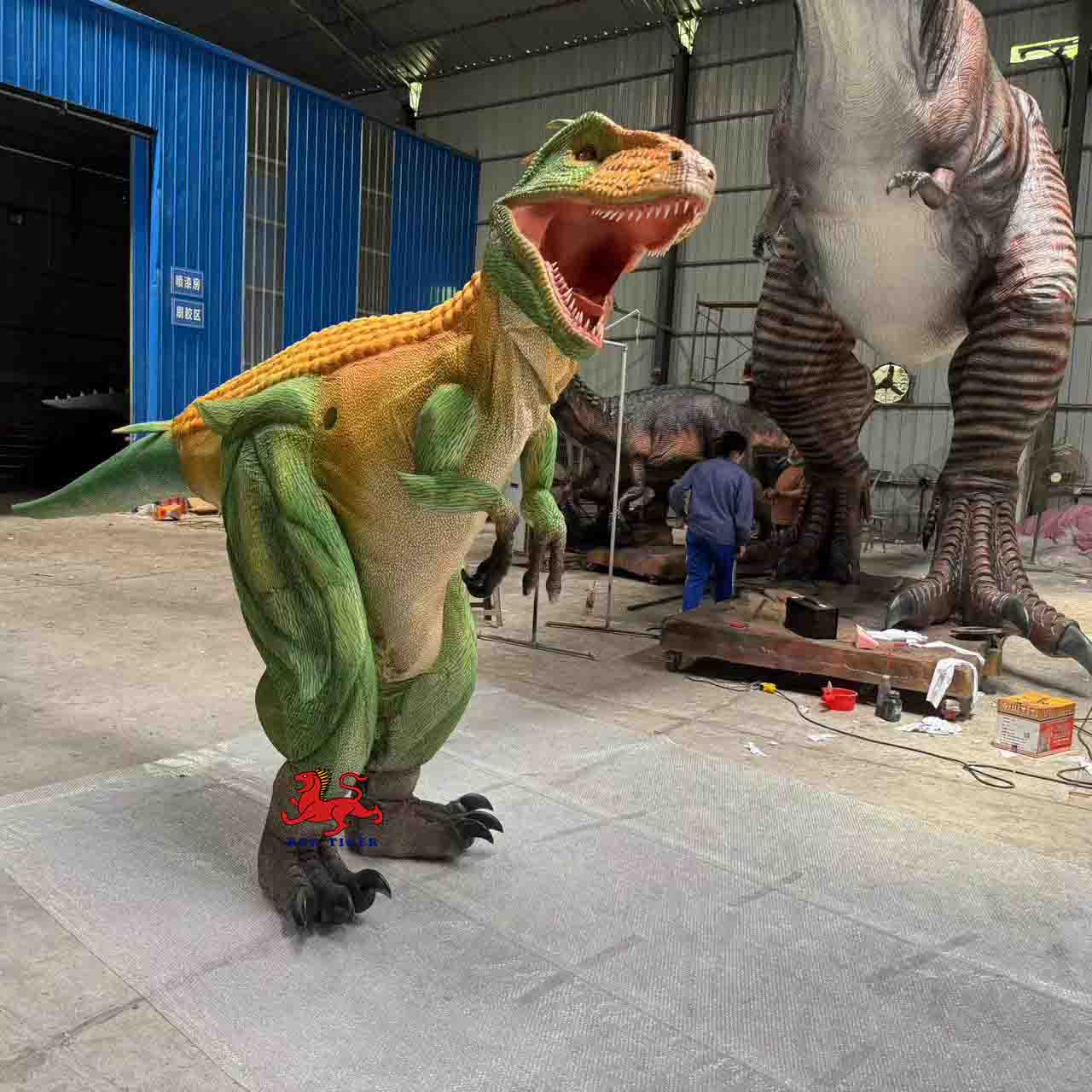 High Quality Realistic Hidden Legs Walking Dinosaur Raptor Costume for Theme Park & Amusement Park