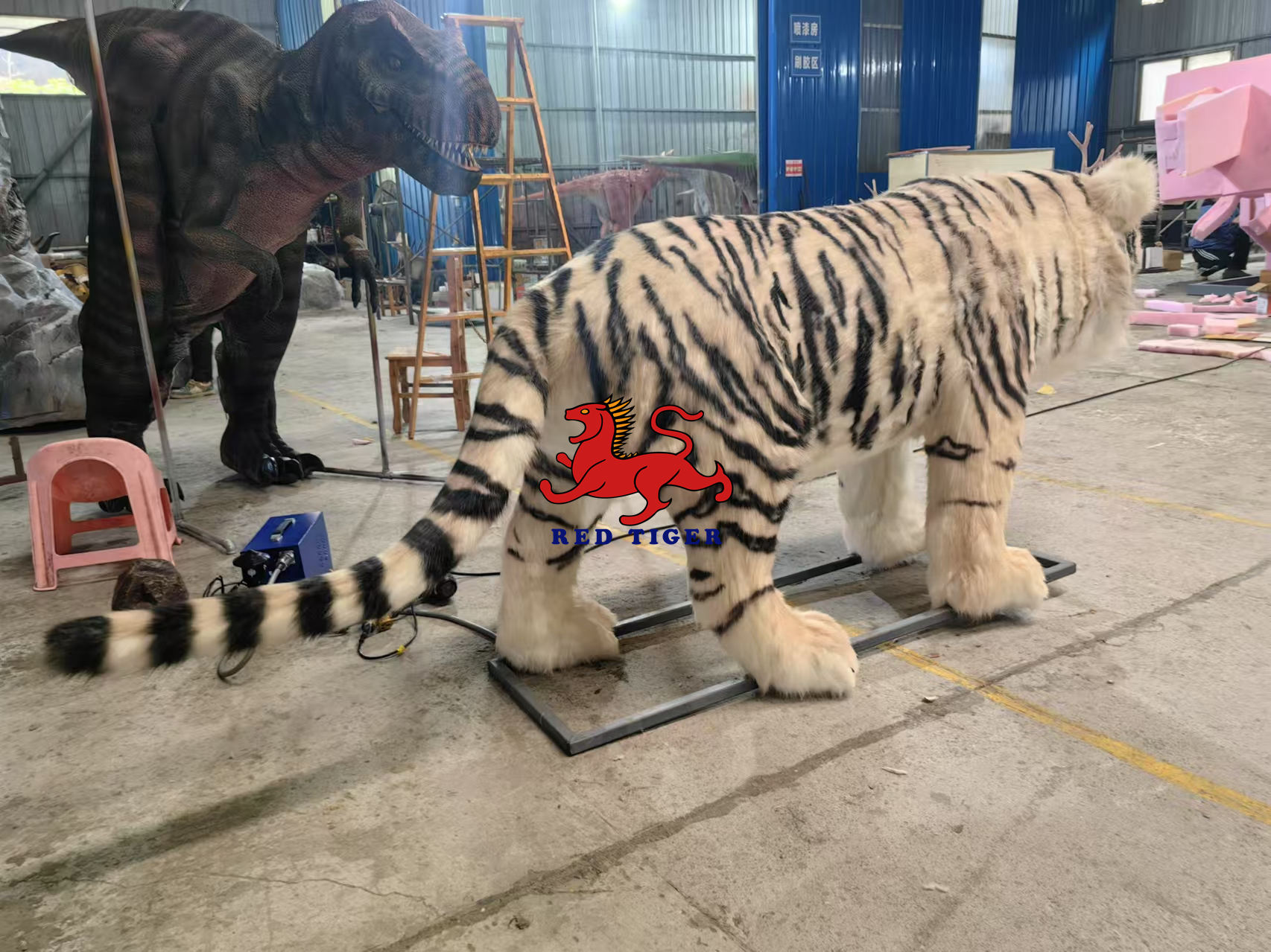 Lifelike Tiger Costume Film Prop