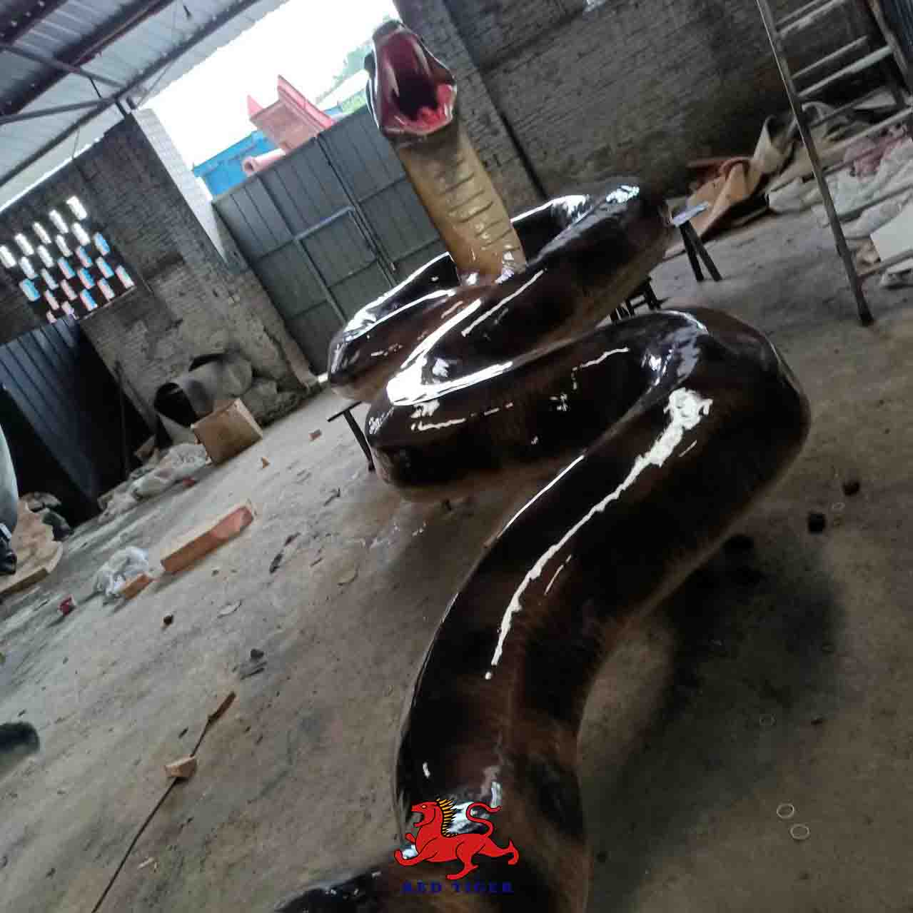 Fiberglass Snake Model  Animatronic Dinosaur Model Statue Life Size Sculptures for Dinosaur Park Adventure Park