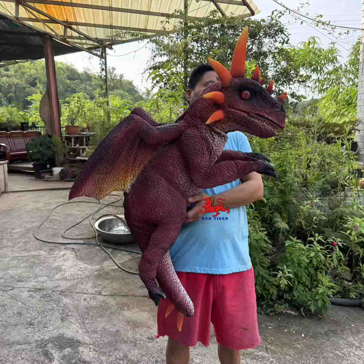 Realistic Life Like Animatronic Baby Hand Dinosaur Puppet for Recreation Activities