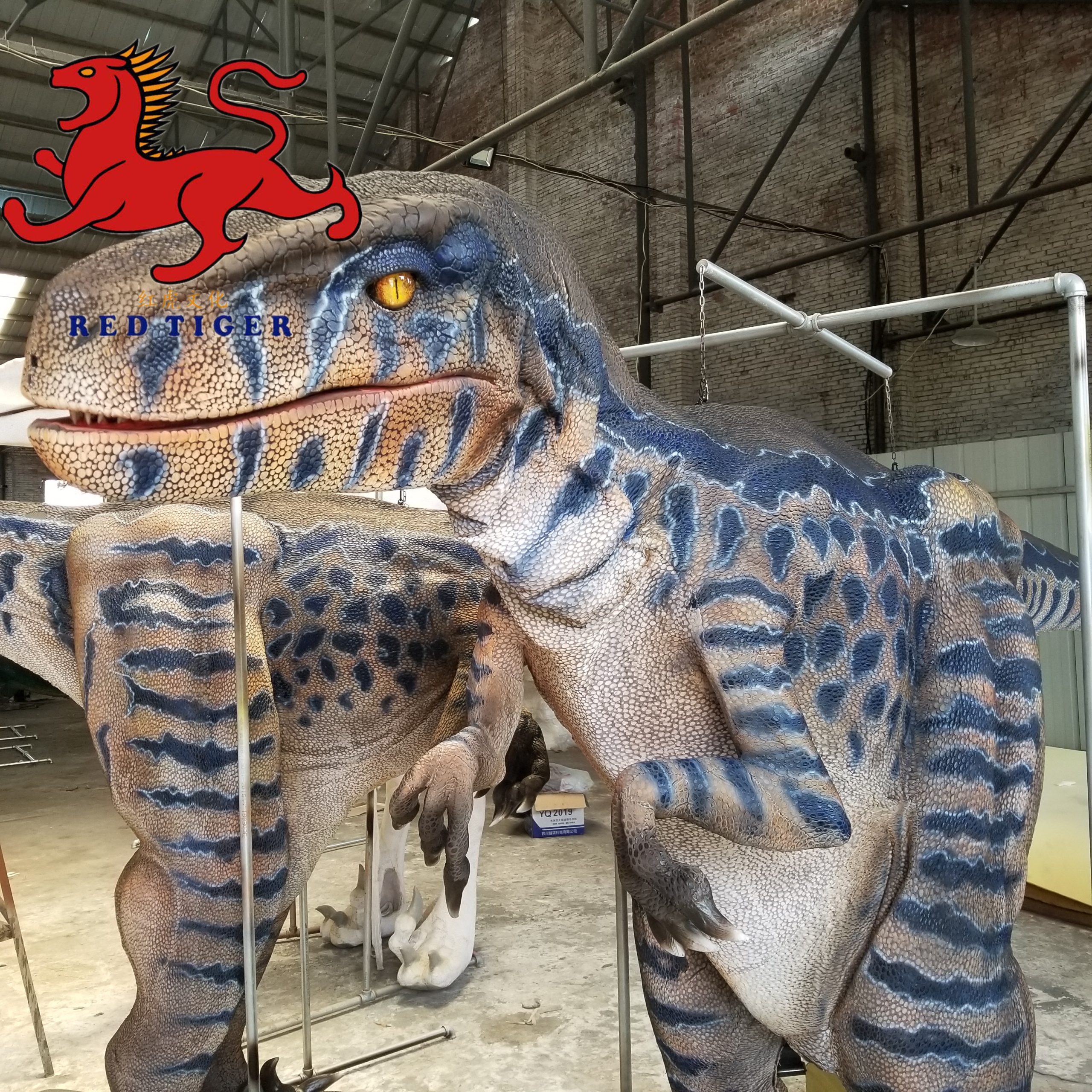 Amusement Life Size Realistic Animatronic Velociraptor Dinosaur Dragon Costumes