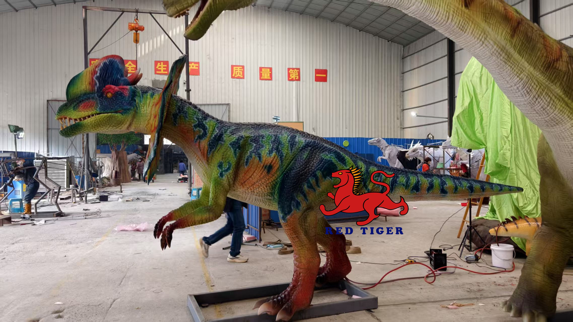 Jurassic Dino World Amusement Park Robot Simulation Mechanical Life Size Lifelike Dinosaur Dilophosaurus for Exhibition