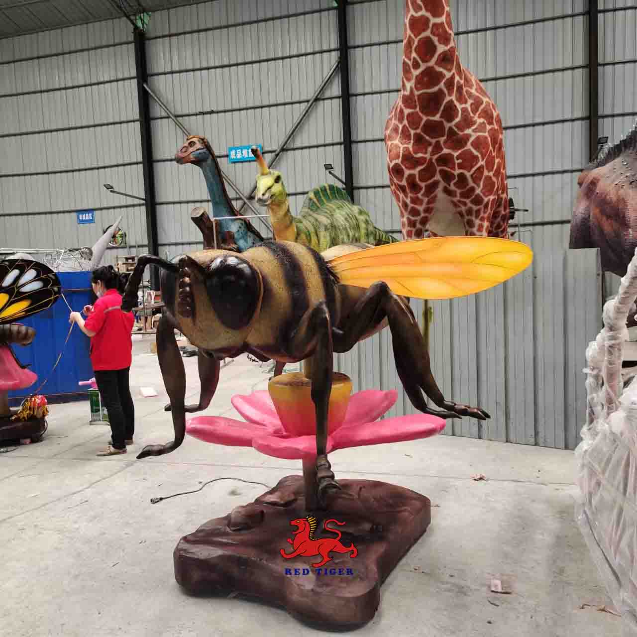 Theme Park Animatronic Artificial Insect Model Realistic Bee Model
