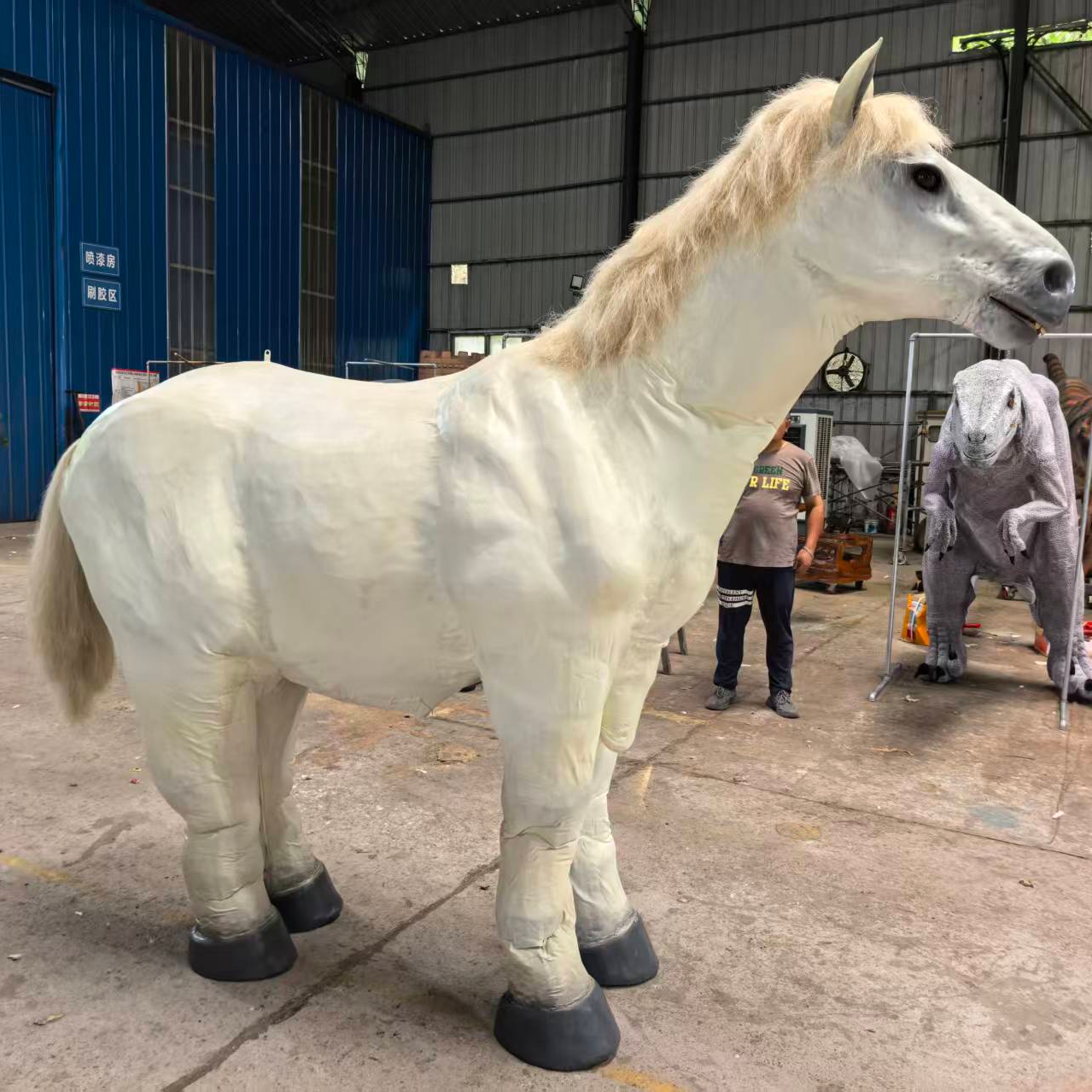 High Quality Realistic Animatronic Horse Double Person Costume Animal Suit