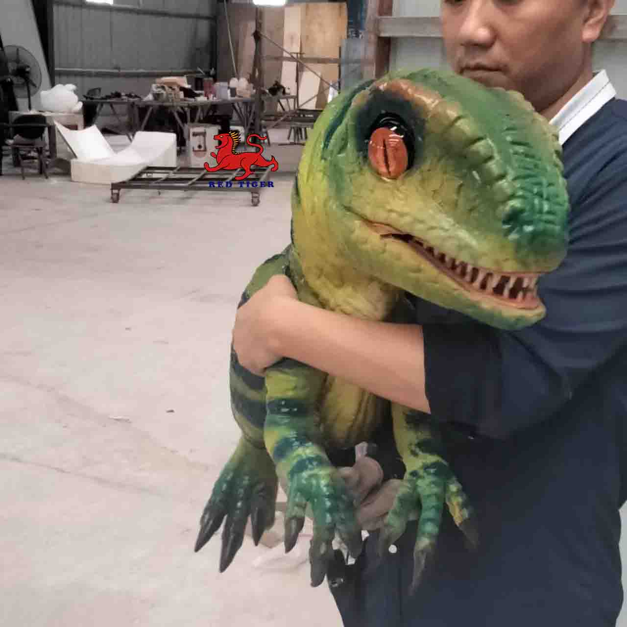 Amusement Park Products  Robotic Animatronics Baby Realistic raptor Puppet for Sale