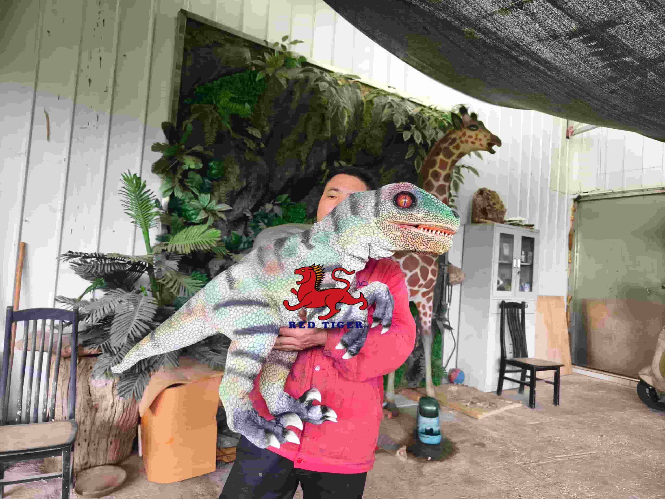 Hot Sale Realistic Dinosaur Hand Puppet Raptor for Interactive Show and Theme Park