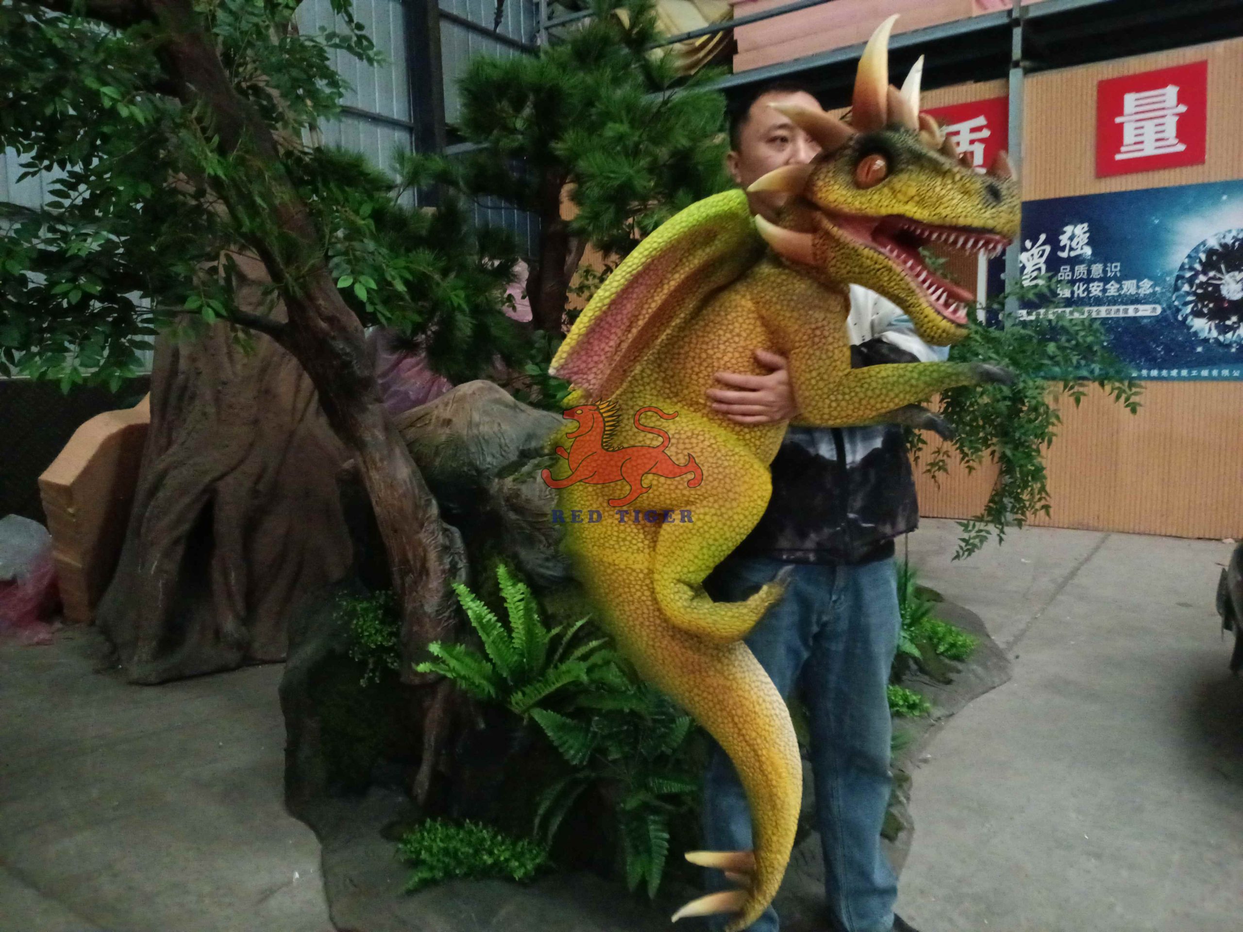 Theme Park Products Robotic Animatronics Realistic Baby Dragon Dinosaur Puppet for Sale