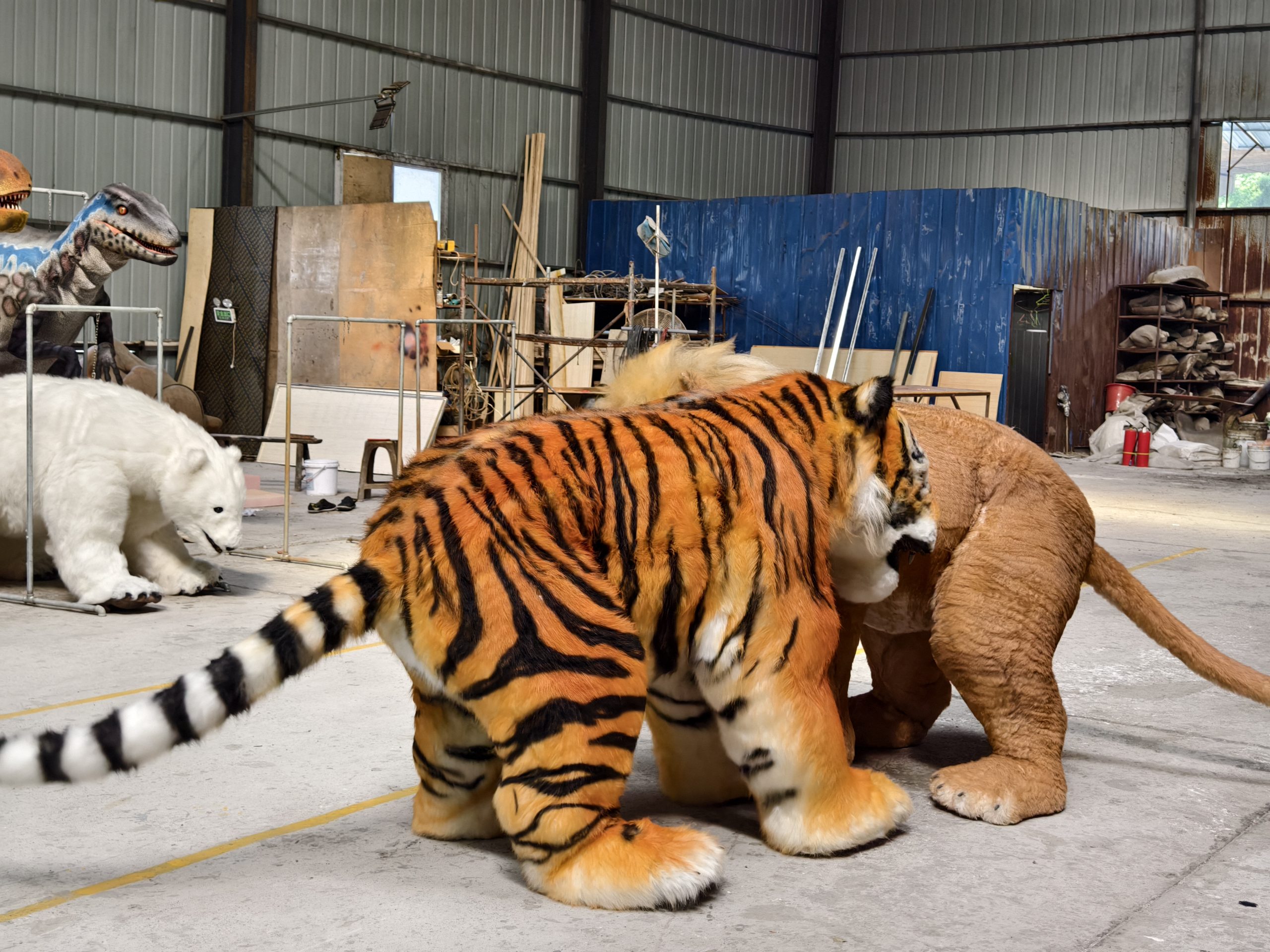 Theme Park High Quality Realistic Animatronic Animal Tiger Costume