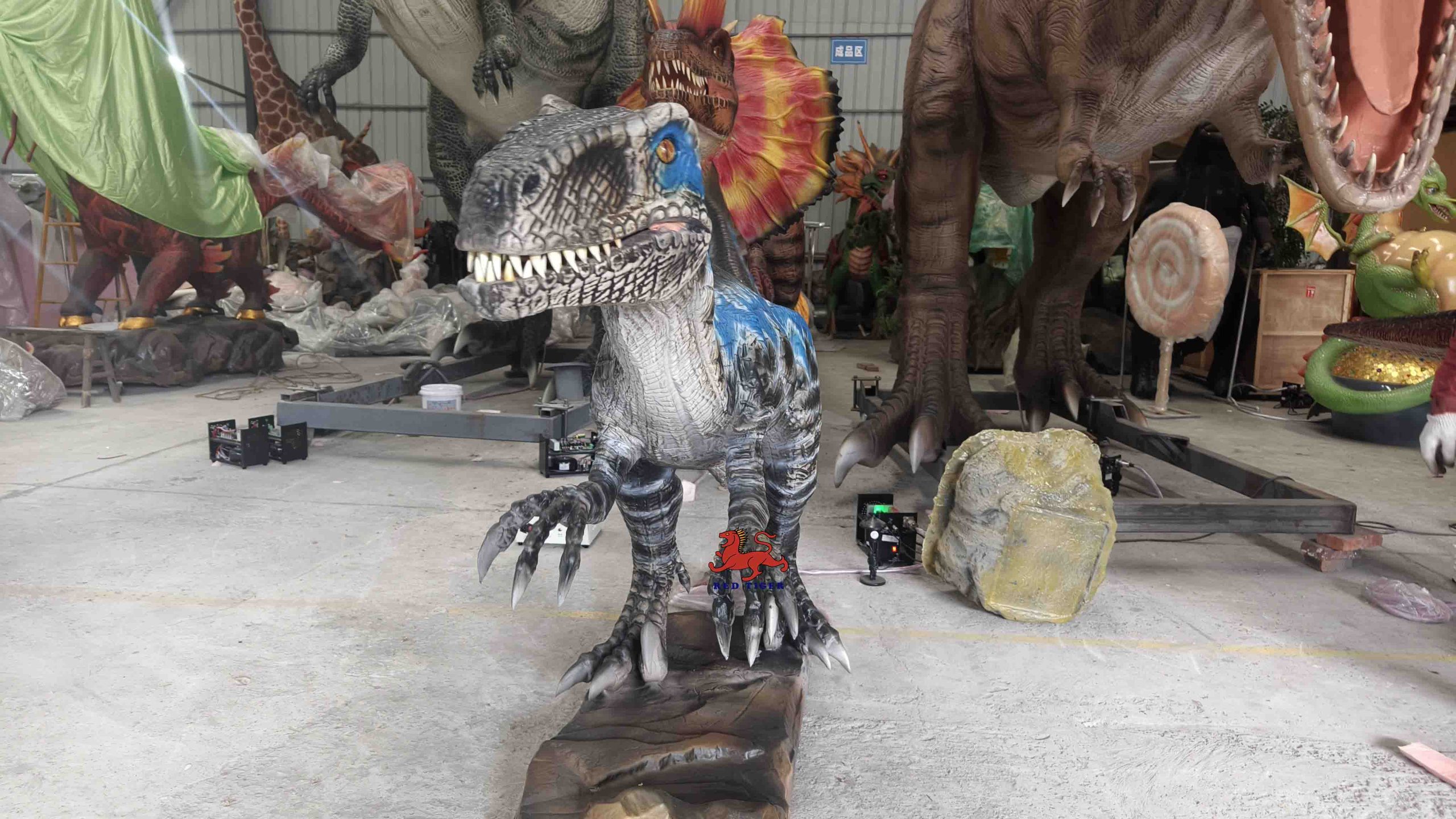 Most Popular Indoor 3D Animatronic Dinosaur Model Lifelike Metal Shopping Malls Adventure Parks Airports Daycares Kindergartens
