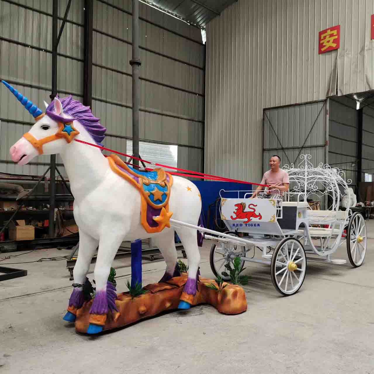 Royal Unicorn Landau Carriage European Black Horse Carriage Tourist Carriages Manufacturer Manufacturers