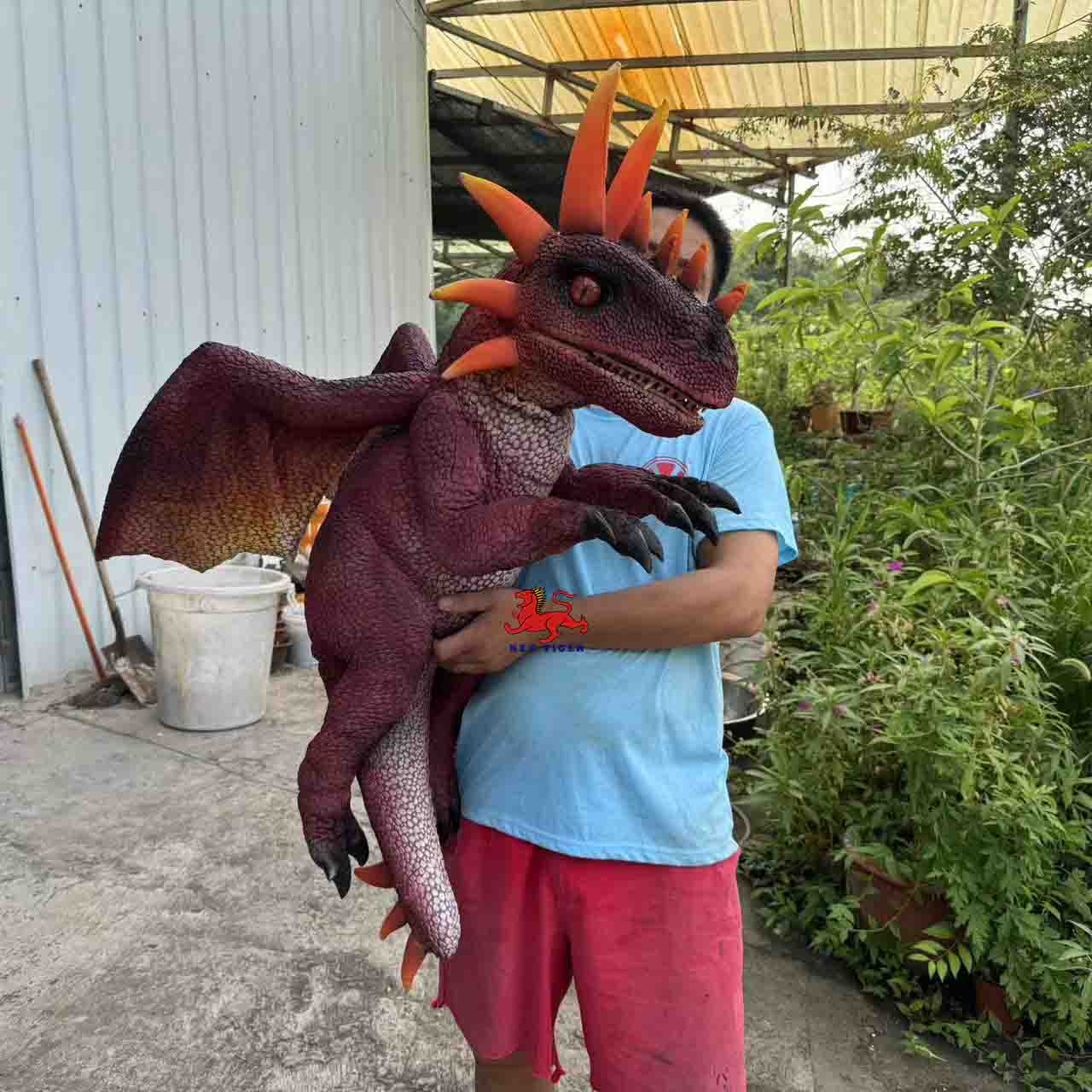 Realistic Life Like Animatronic Baby Hand Dinosaur Puppet for Recreation Activities