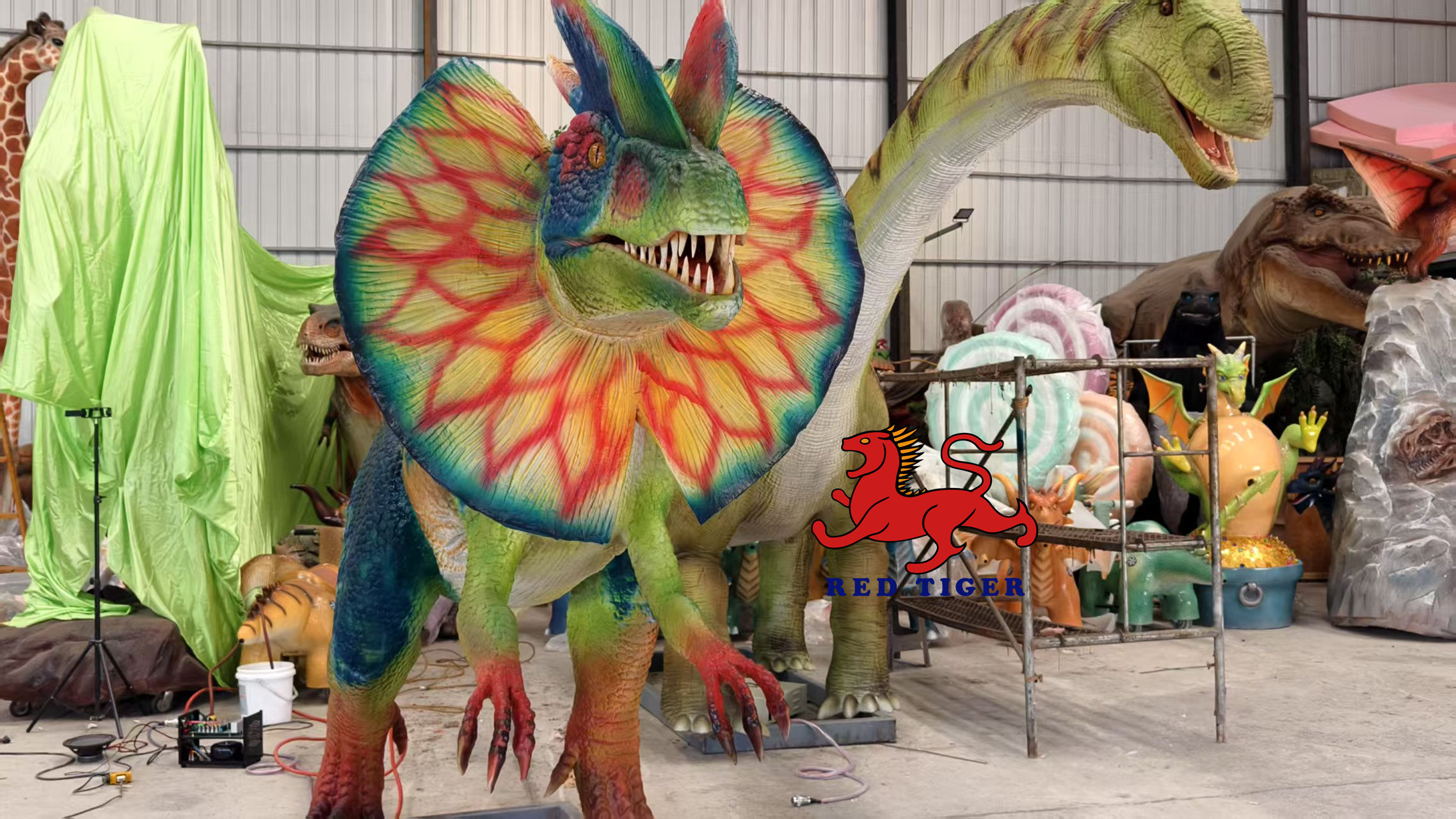 Jurassic Dino World Amusement Park Robot Simulation Mechanical Life Size Lifelike Dinosaur Dilophosaurus for Exhibition