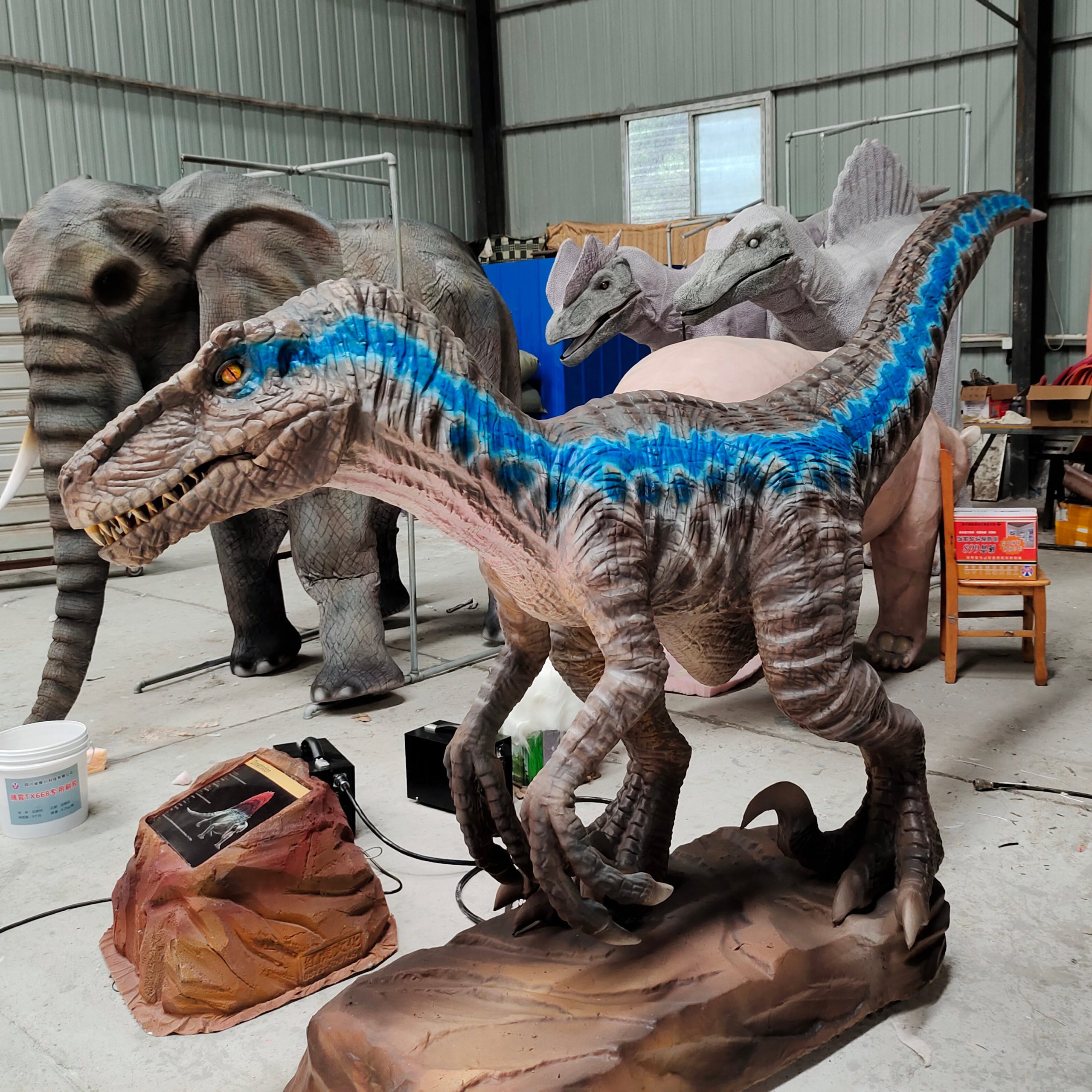 Dino Park High Quality Realistic Animatronic Velociraptor Dinosaur Model