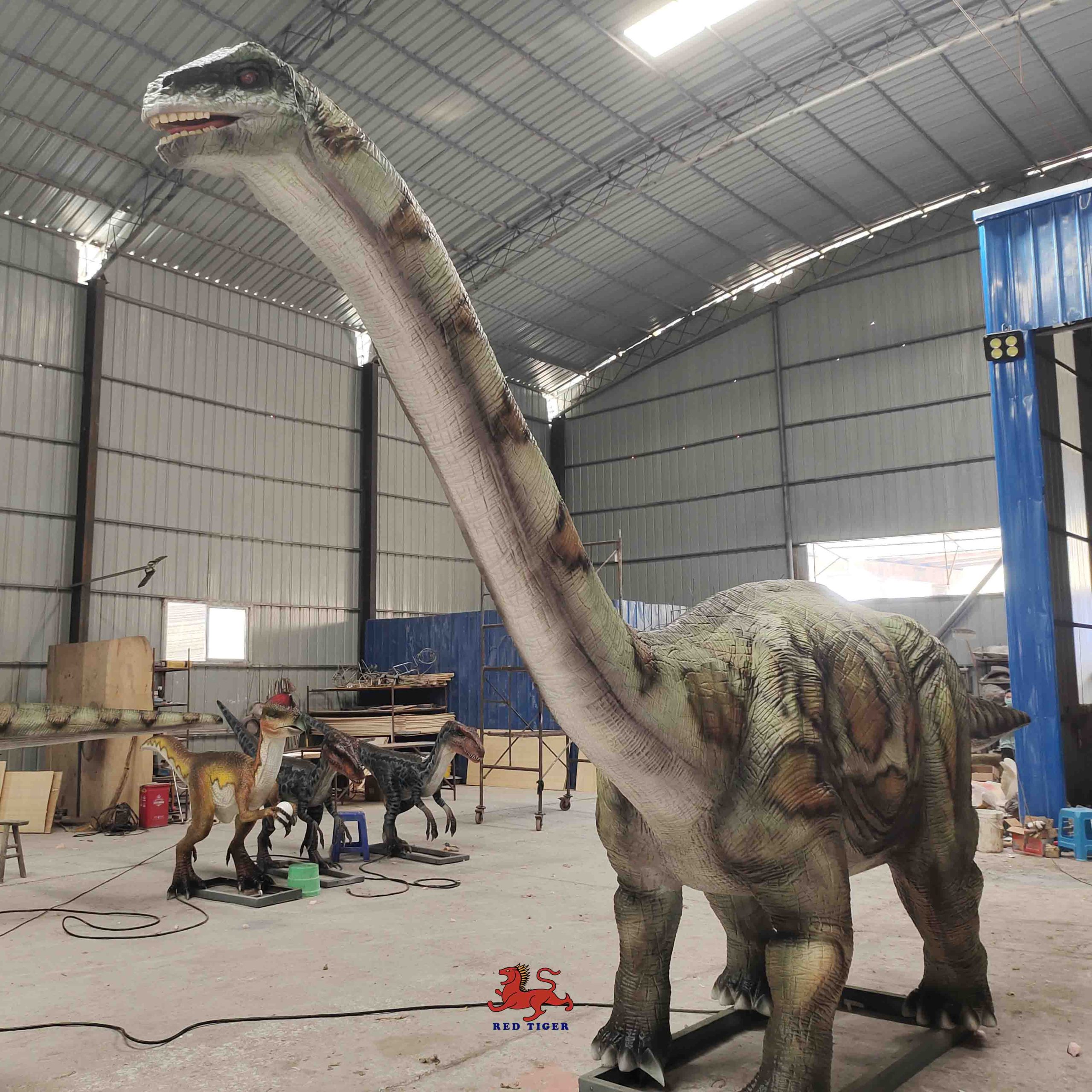 Realistic Animatronic Dinosaur Life-sized Brontosaurus Statue for Sell