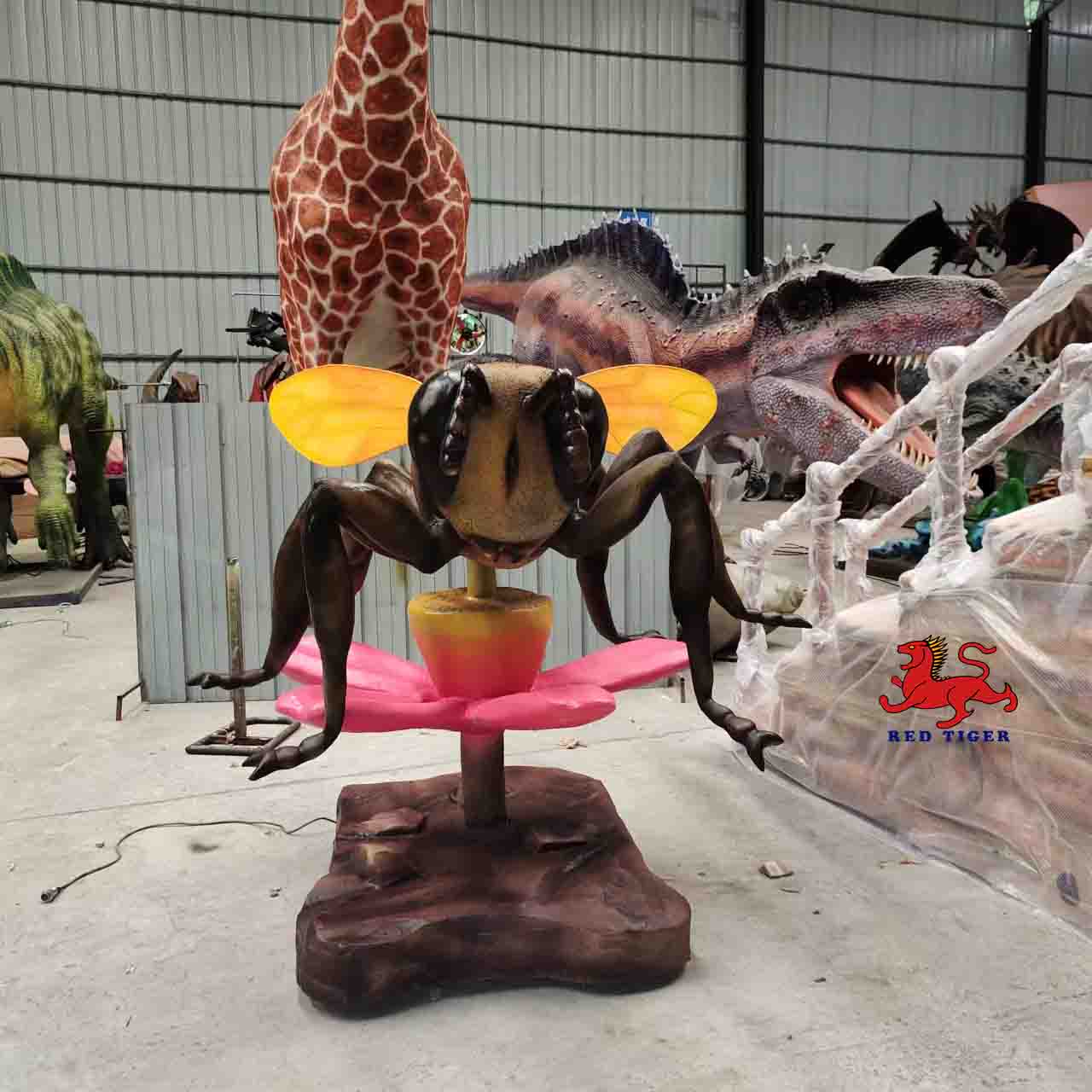 Theme Park Animatronic Artificial Insect Model Realistic Bee Model
