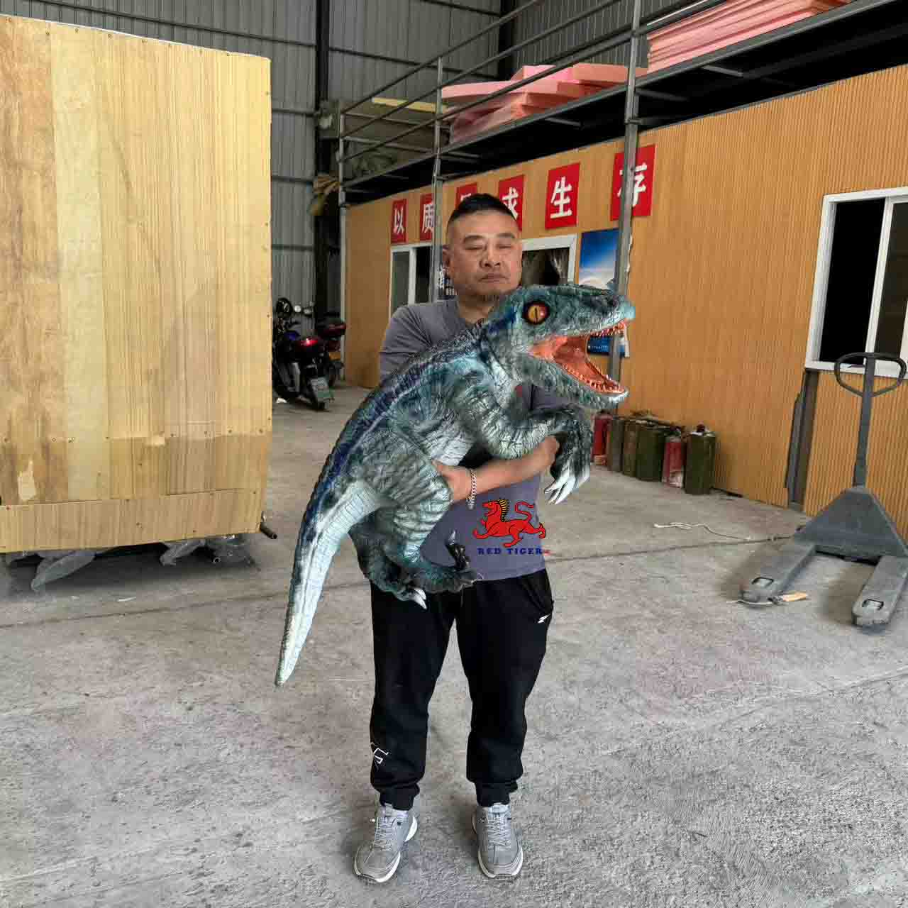 Amusement Park Products Robotic Animatronics Baby Realistic raptor Robot Dinosaur Puppet for Sale