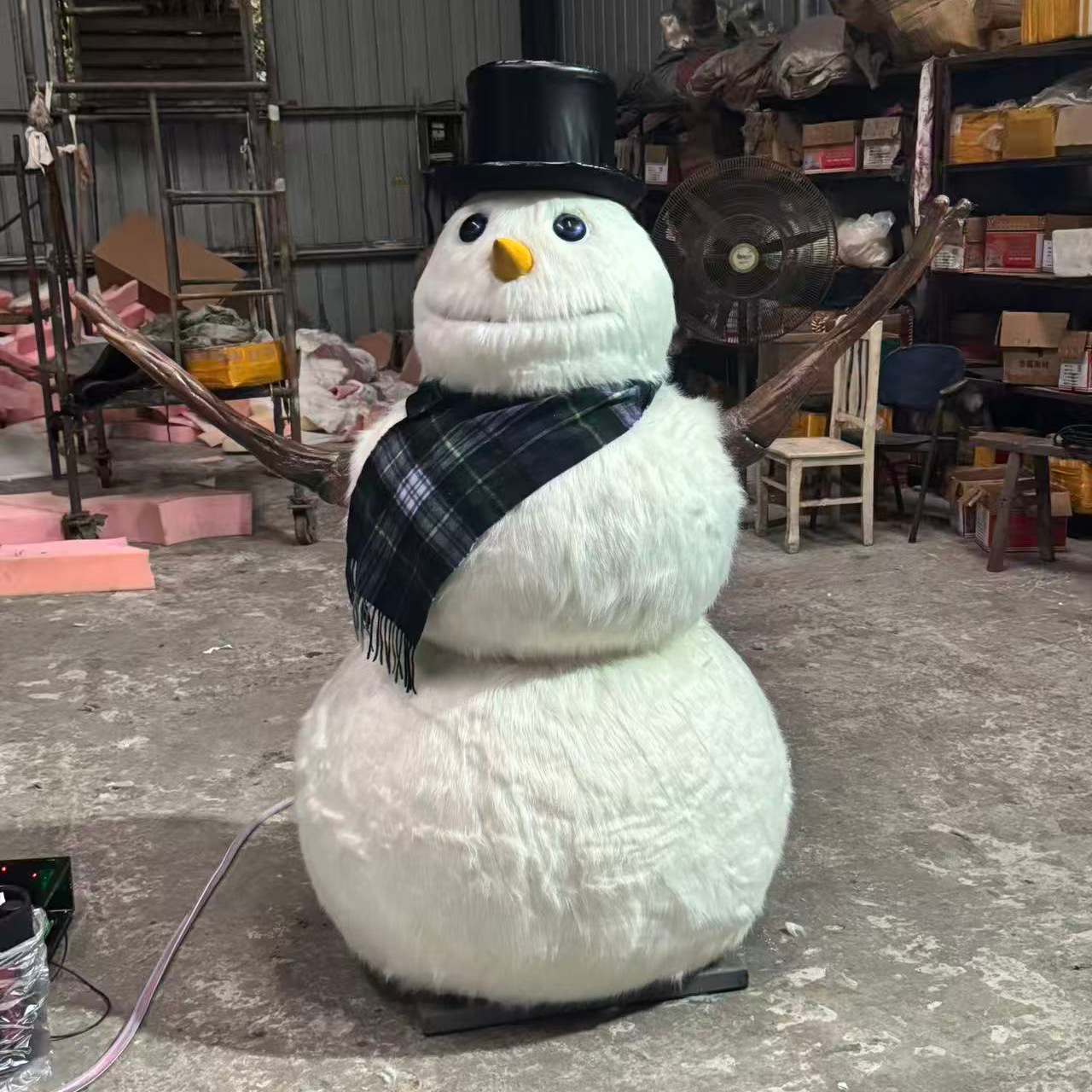 Amusement Equipment High Quality Realistic Animatronic Singing Snowman Christmas Props