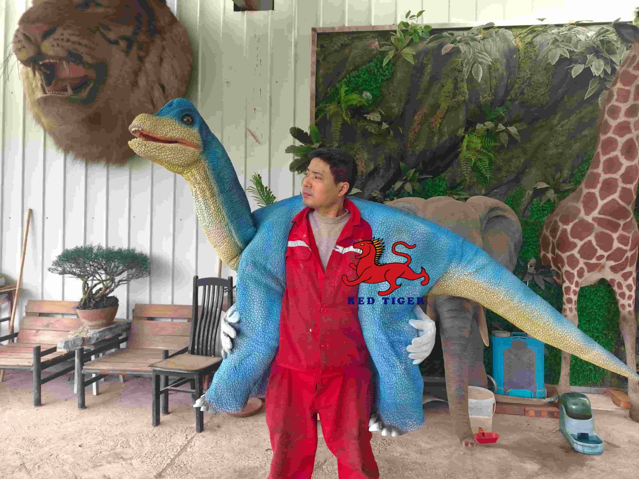 Realistic Brachiosaurus Shoulder Puppet Dinosaur Hand Puppet for Shows Events and Theme Parks