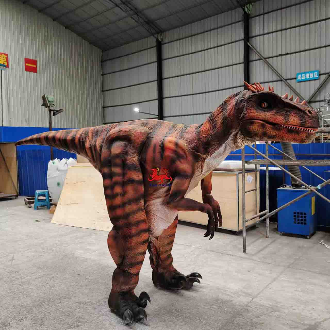 High Quality Realistic Walking Dinosaur Raptor Costume for Theme Park & Amusement Park
