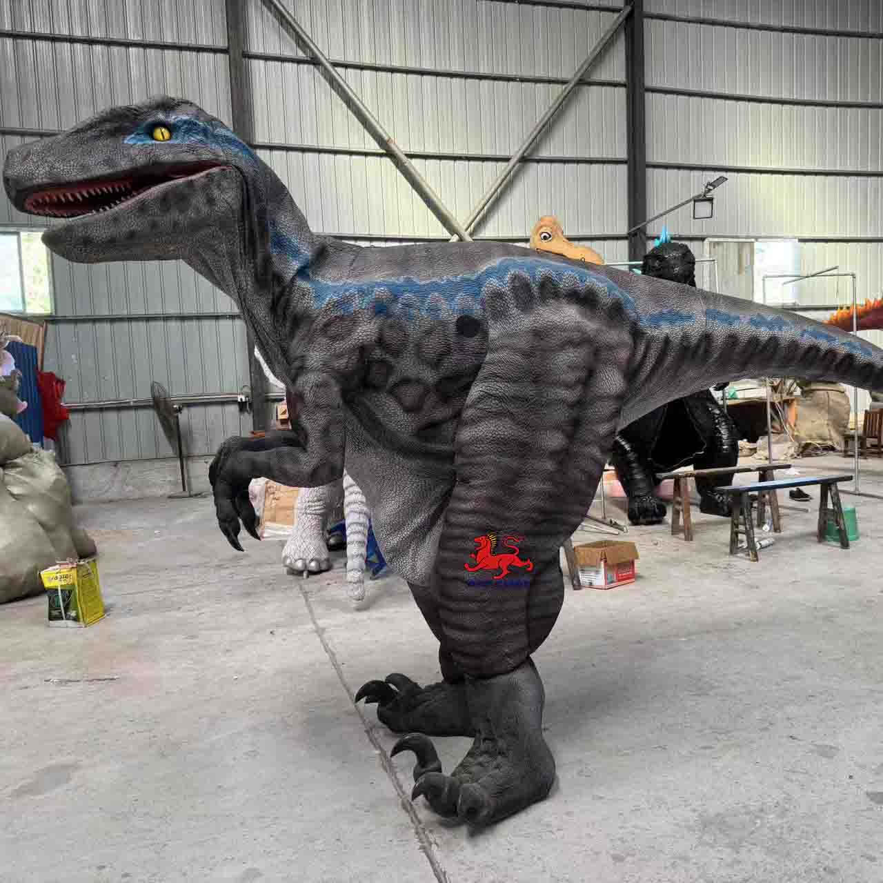 High Quality Realistic Walking Dinosaur Raptor Costume for Theme Park & Amusement Park