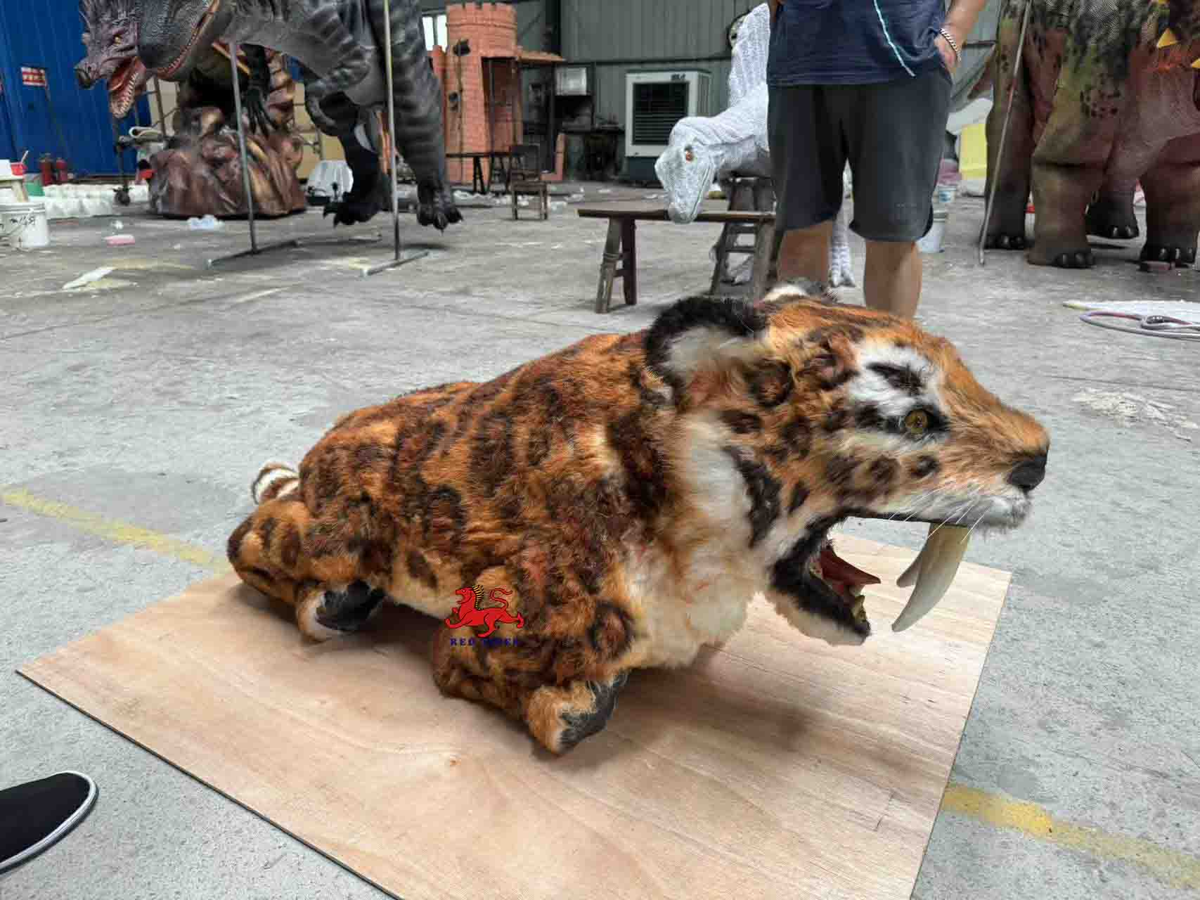 New Realistic Animatronic Remote Control Walking Robot Animal Tiger Robot Dog