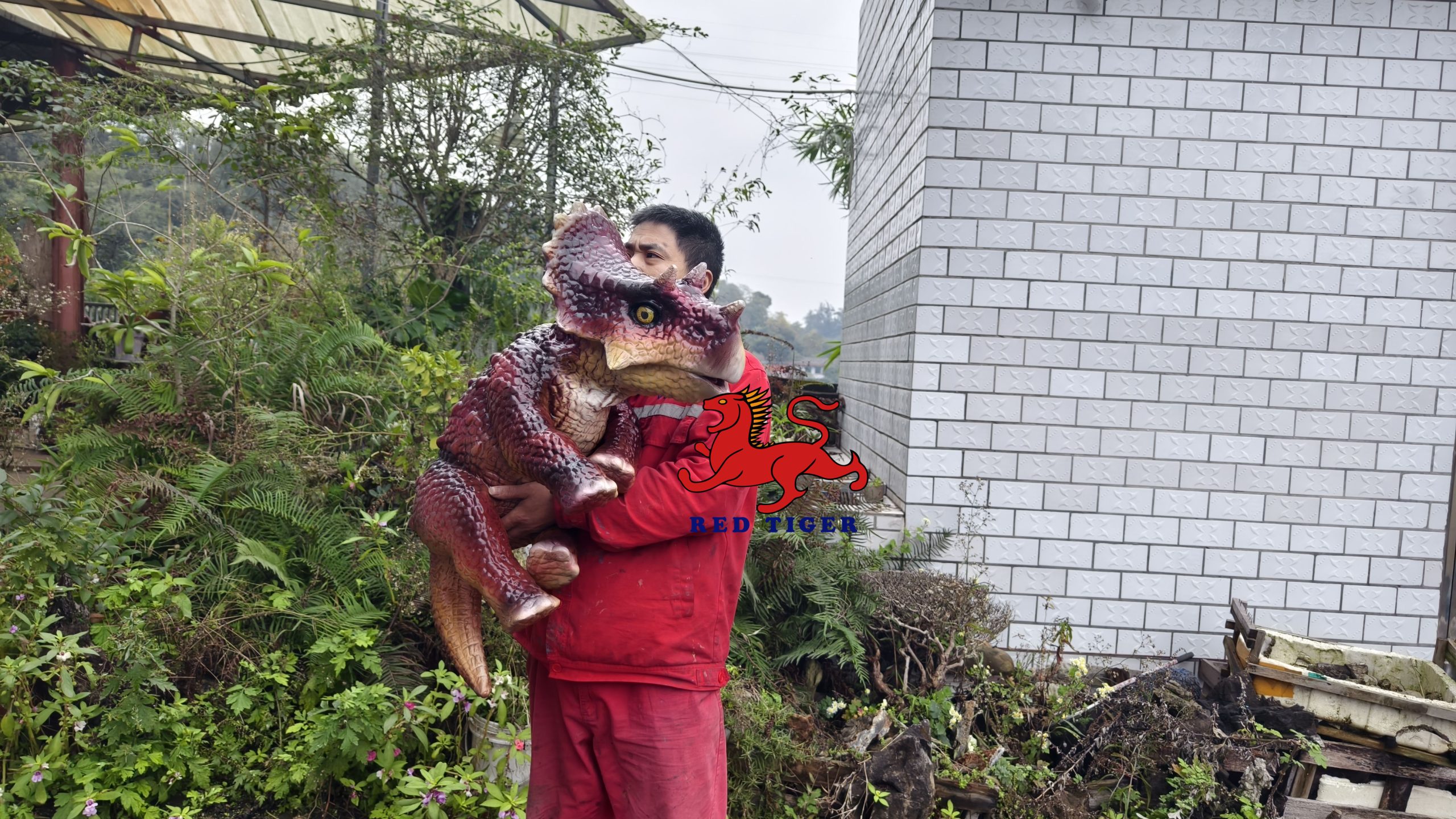 Indoor/Outdoor Steel Dinosaur Puppet for Trampoline Park Baby's Attractive Toy Gift on Sale