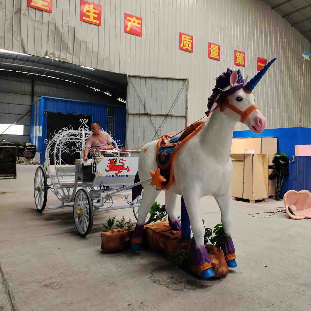 Royal Unicorn Landau Carriage European Black Horse Carriage Tourist Carriages Manufacturer Manufacturers