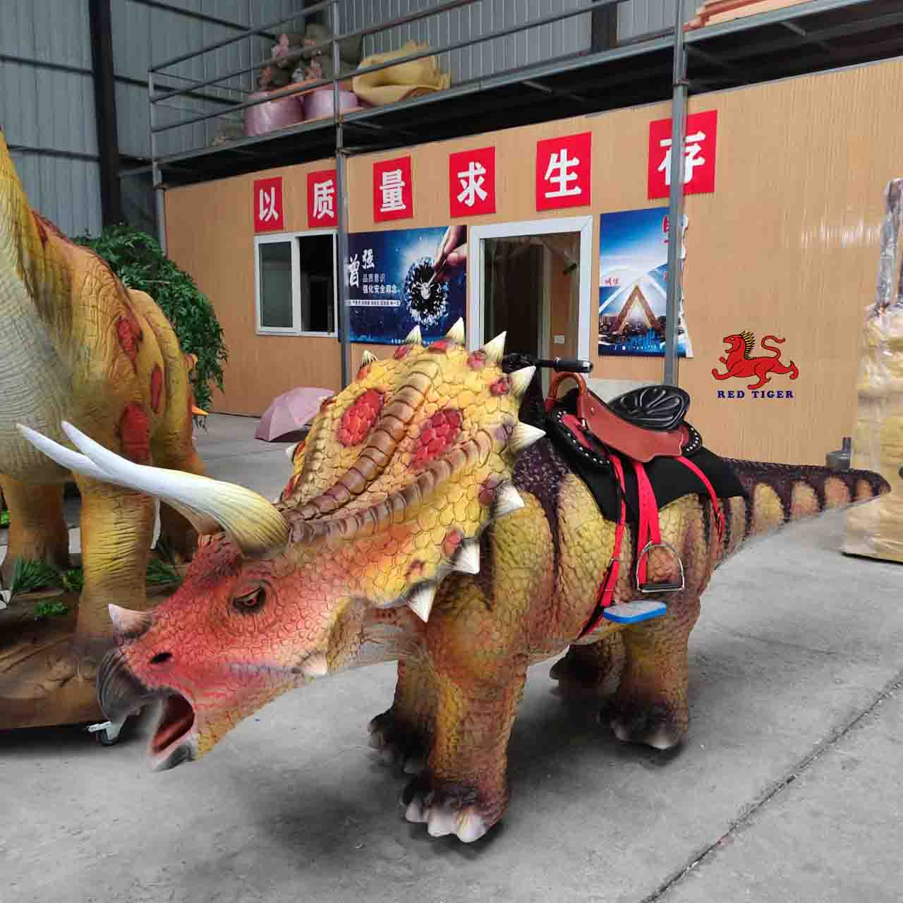 Amusement Park Dinosaur Ride Exhibit Artificial Dinosaur Scooter Attraction Kids Dinosaur Ride