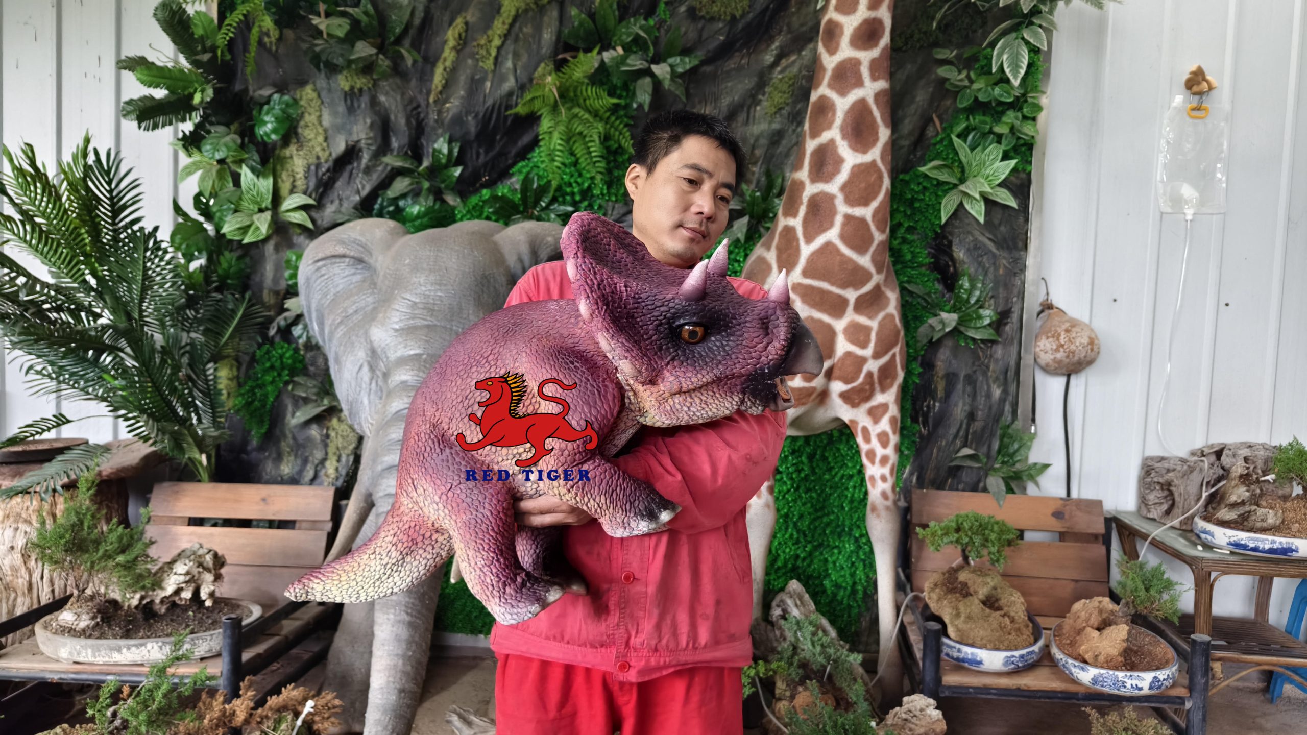 Realistic Triceratop and Velociraptor Animatronic Dinosaur Hand Puppet Kids' Model Props Baby Dinosaur Puppet