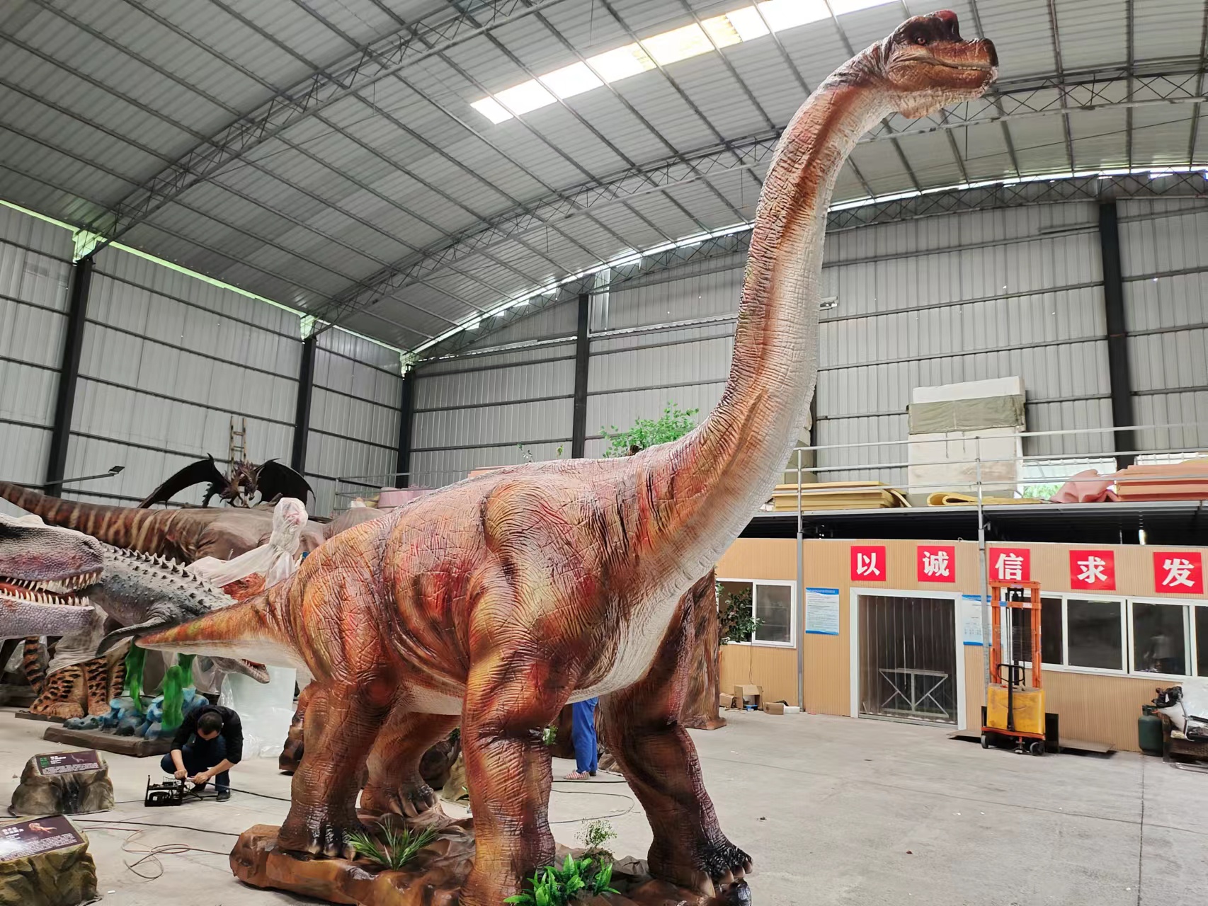 Life Size High Quality Realistic Animatronic Brachiosaurus Dinosaur Model