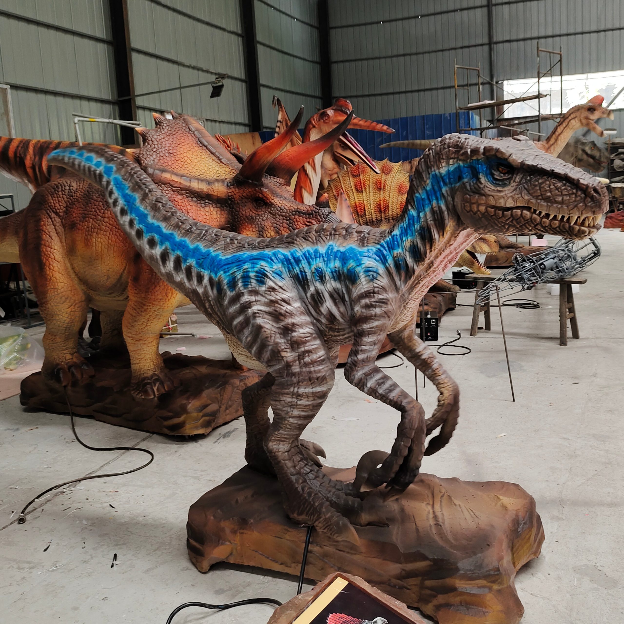 Dino Park High Quality Realistic Animatronic Velociraptor Dinosaur Model