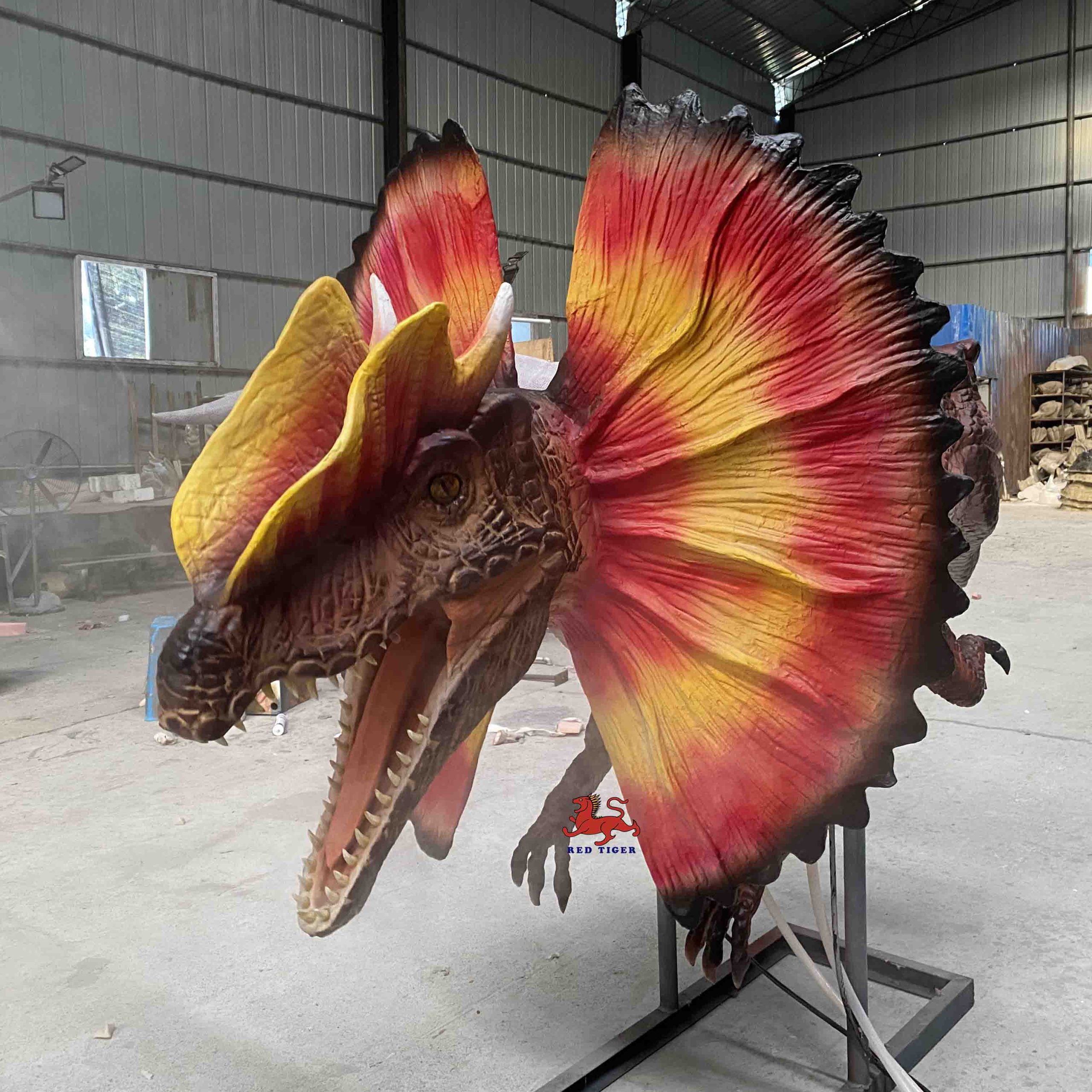 Animatronic Realistic  Wall-mounted Dilophosaur Head Model Statues