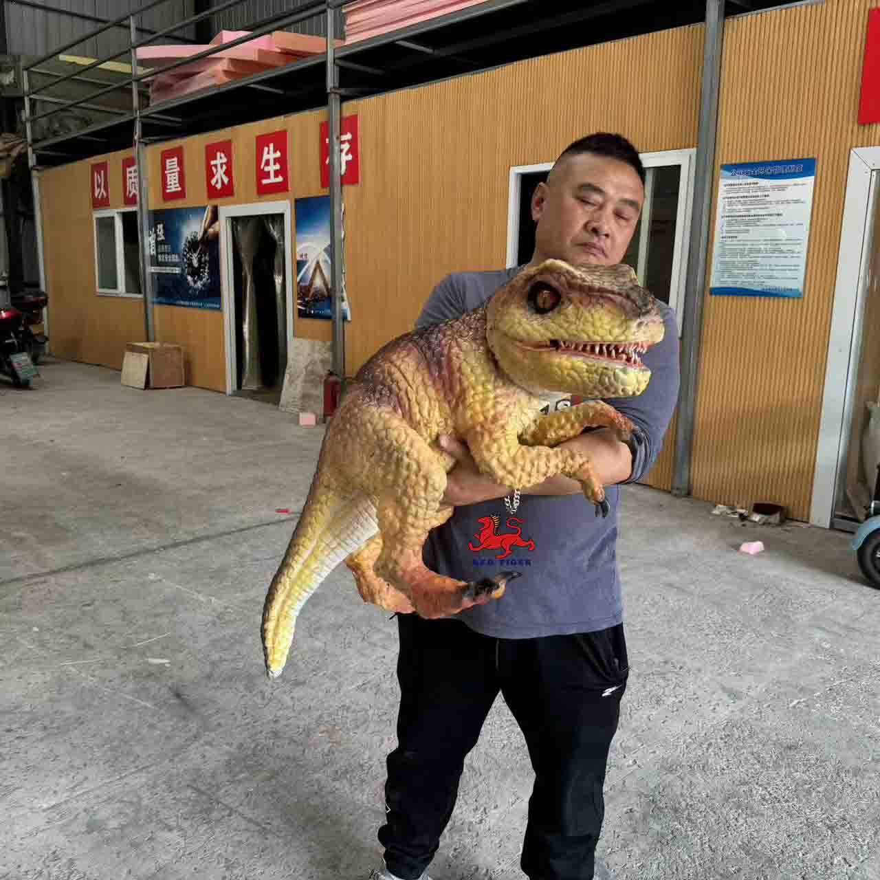 Small Animatronic Dinosaurs Hand Puppet Realistic Hand Baby Puppet