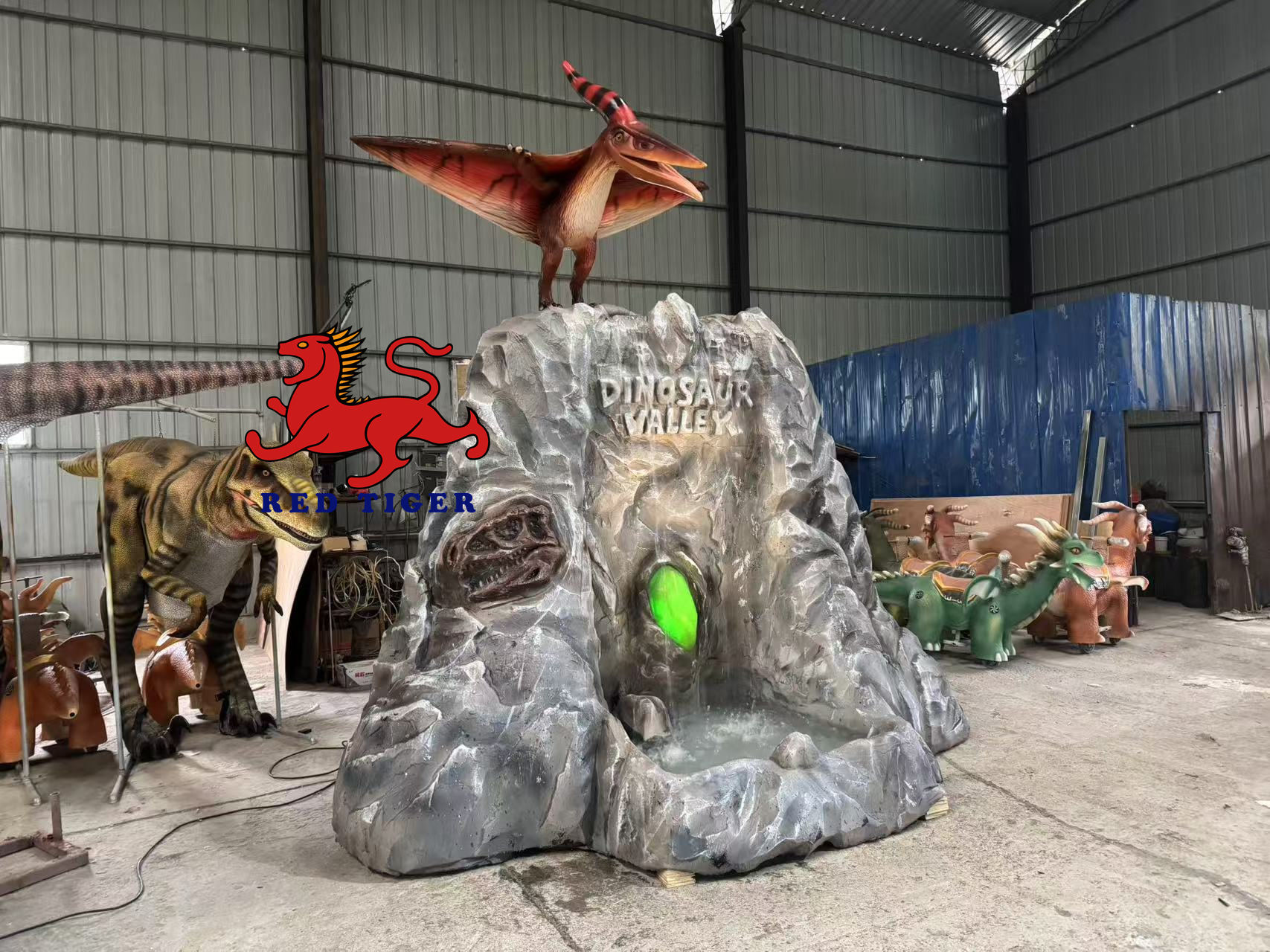 Jurassic Park Simulation Model Rockery  with Pterosaur for Sale