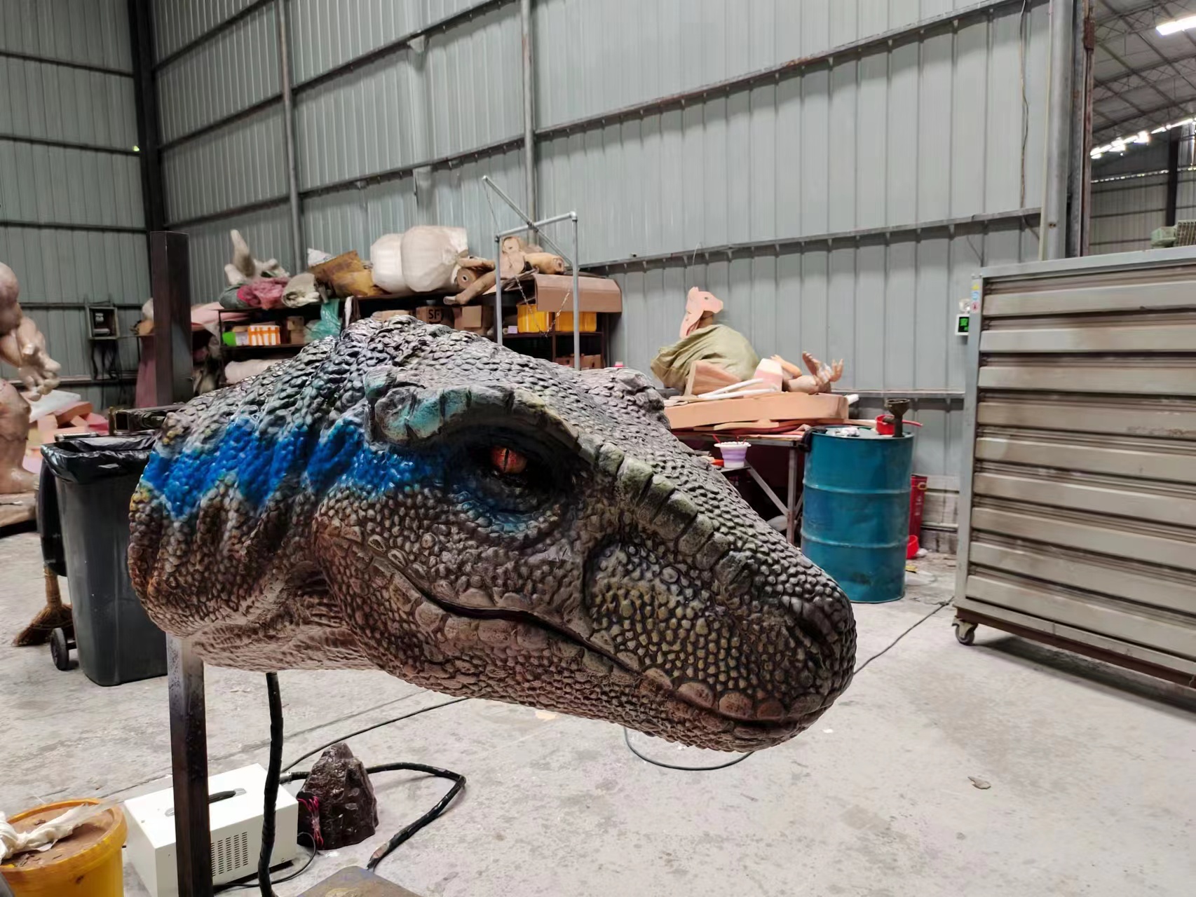 Animatronic Wall-mouinted Raptor Head Model Statues