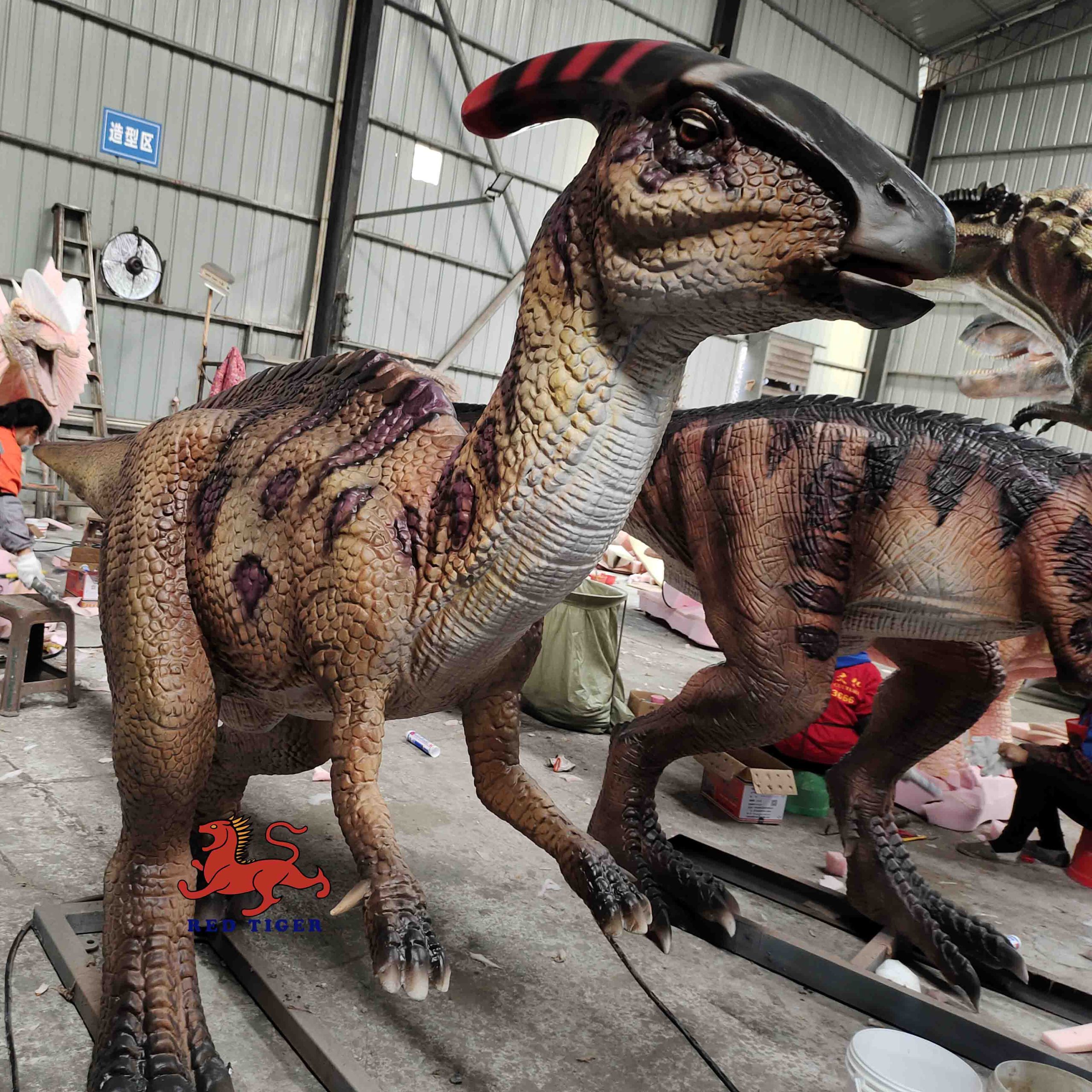Life-Size Indoor Metal Mechanical Dinosaur Model for Amusement Park Adventure Park Shopping Mall Airport or Daycare