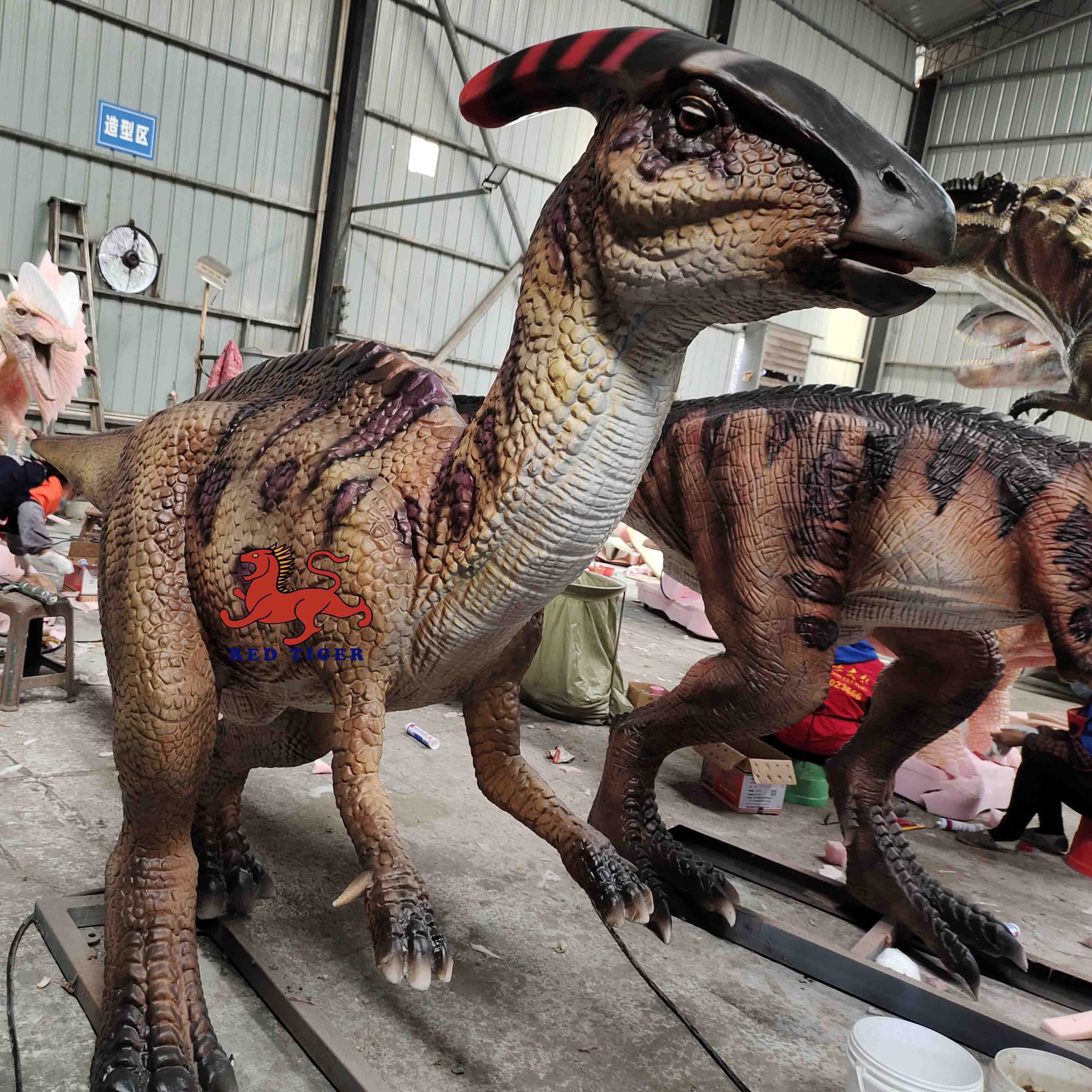 Life-Size Indoor Metal Mechanical Dinosaur Model for Amusement Park Adventure Park Shopping Mall Airport or Daycare