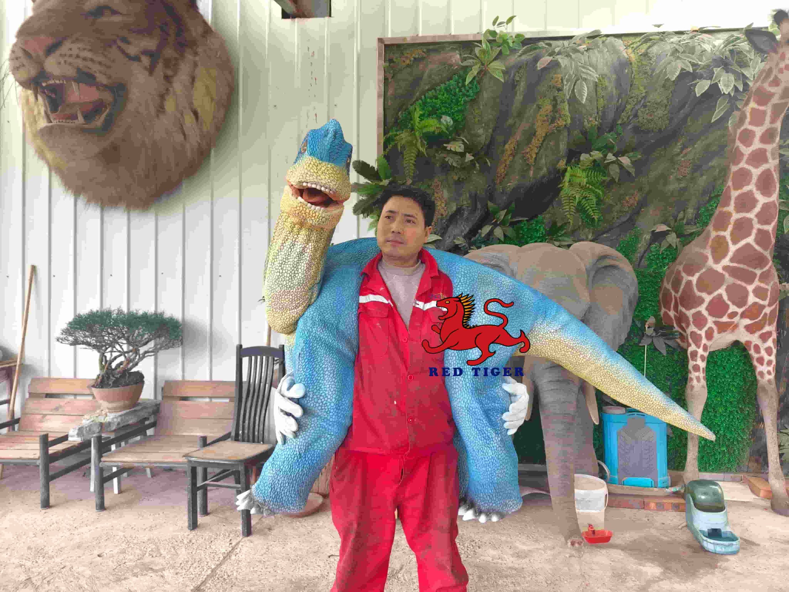 Realistic Brachiosaurus Shoulder Puppet Dinosaur Hand Puppet for Shows Events and Theme Parks