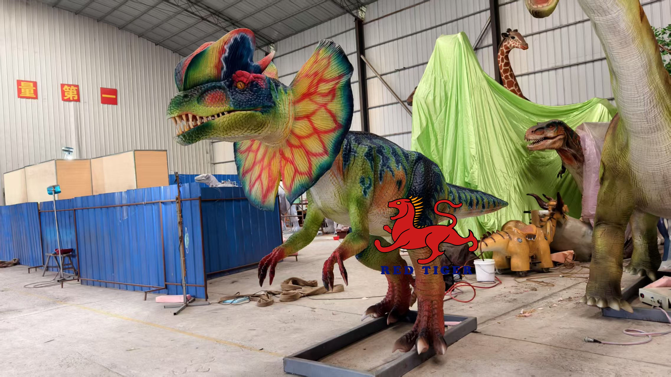 Jurassic Dino World Amusement Park Robot Simulation Mechanical Life Size Lifelike Dinosaur Dilophosaurus for Exhibition